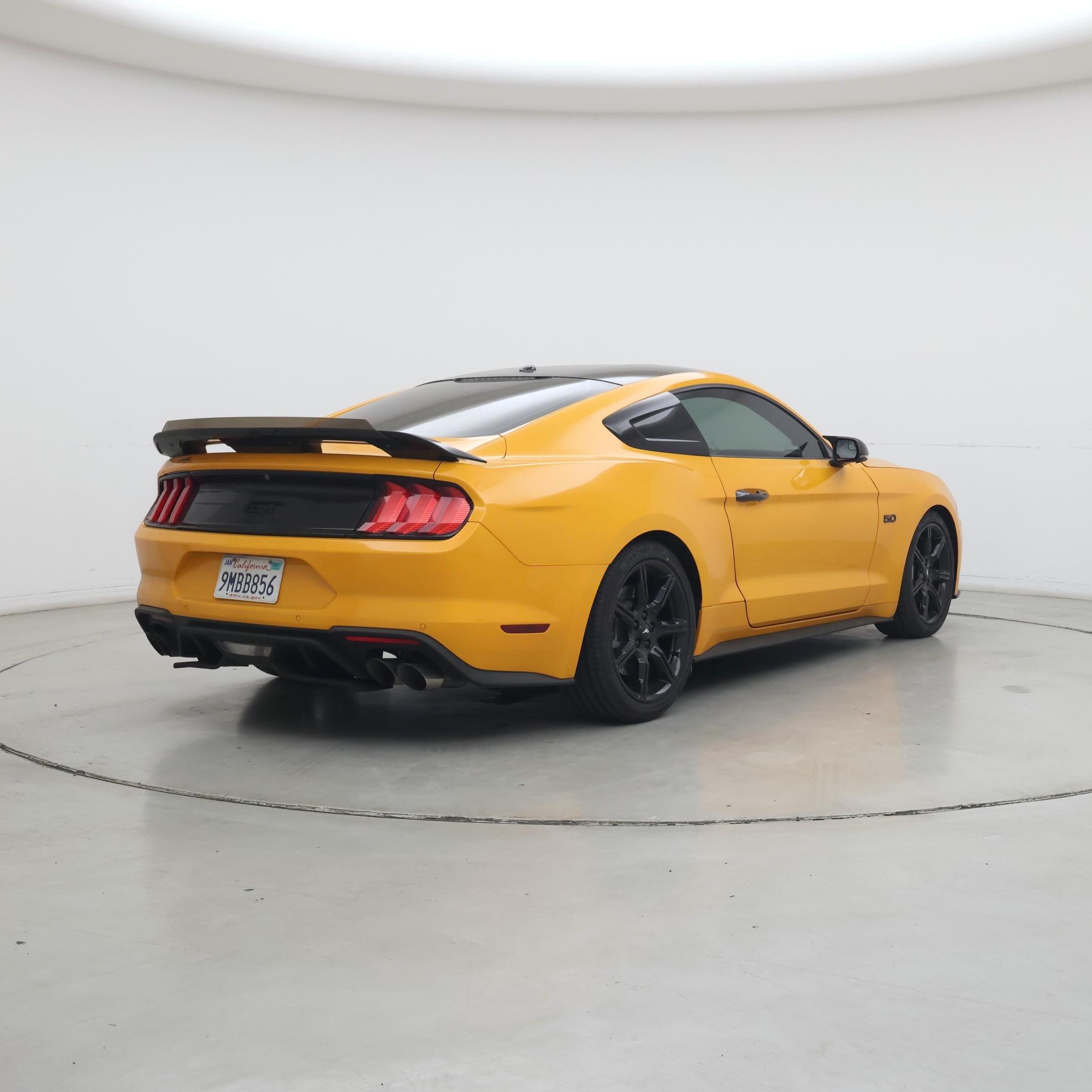 Thumbnail: 2018 Ford Mustang - 8