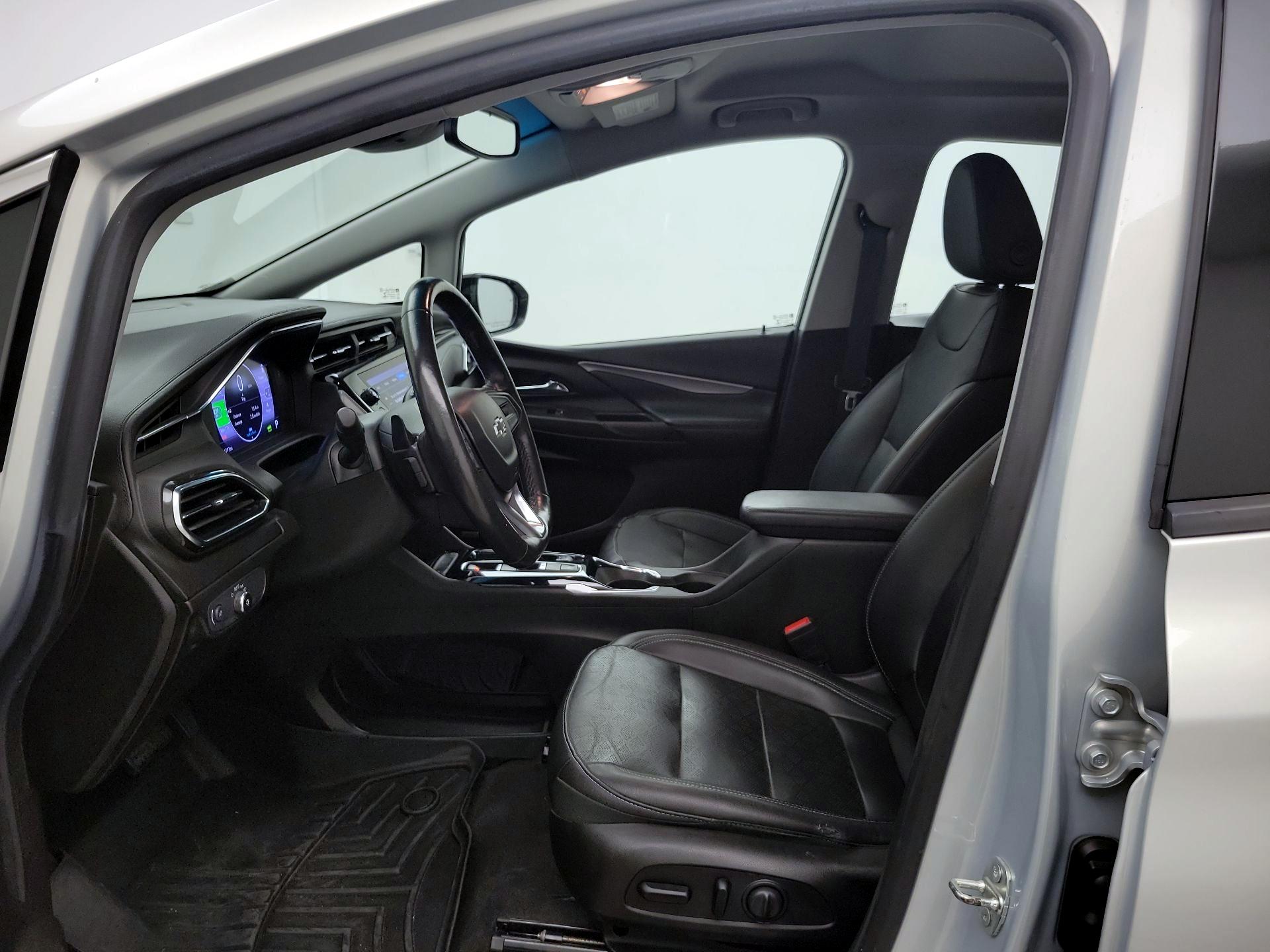 Thumbnail: 2022 Chevrolet Bolt EV - 11