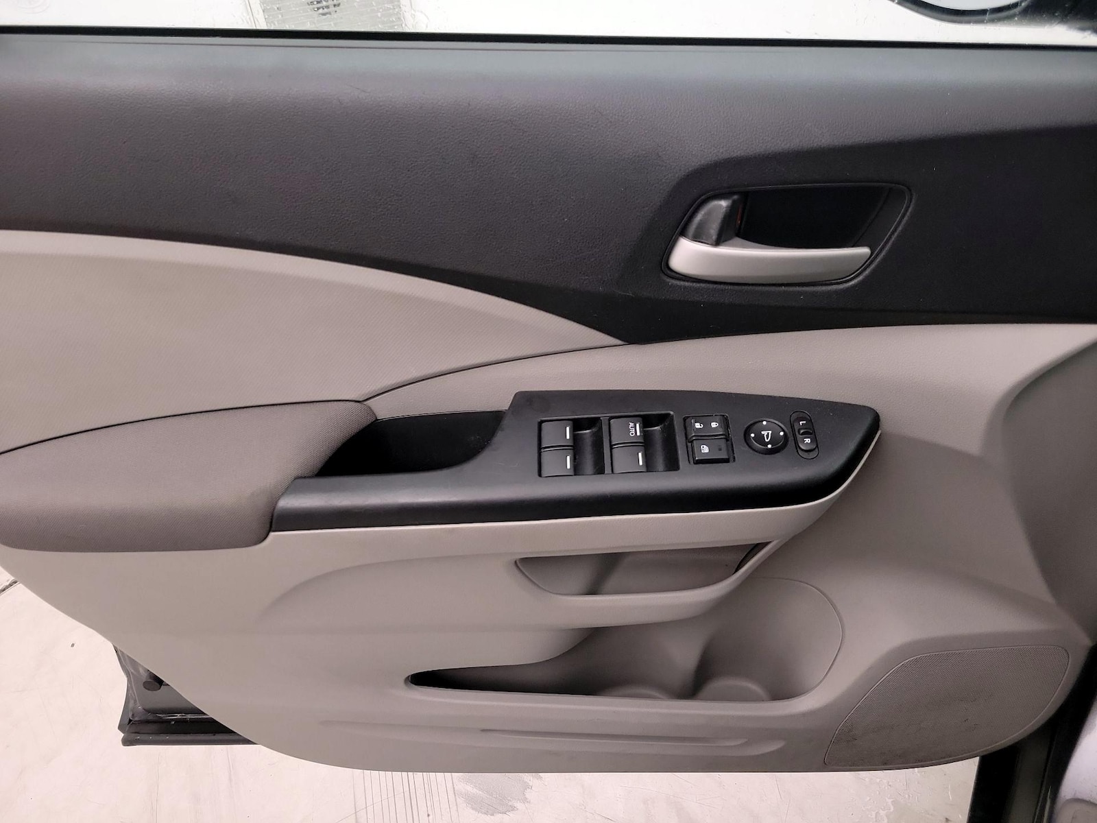 2014 Honda CR-V LX - Photo 13