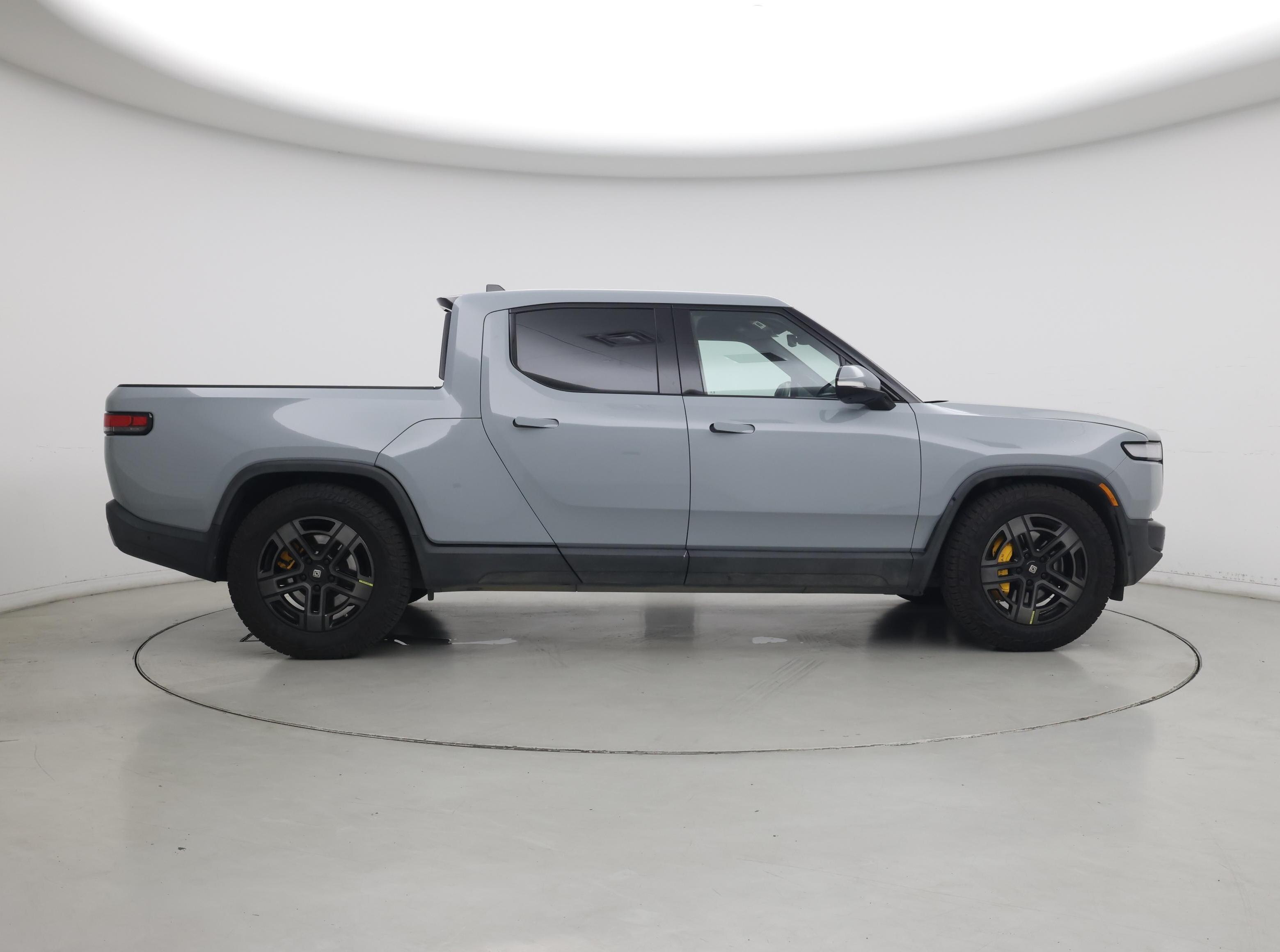 Thumbnail: 2022 Rivian R1T - 7