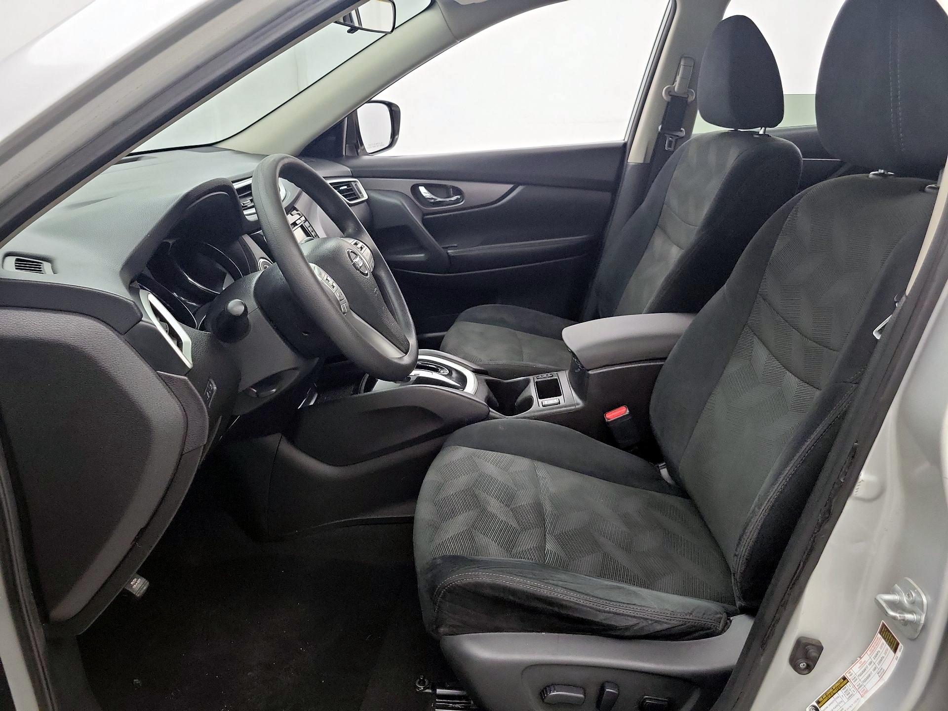 Thumbnail: 2016 Nissan Rogue - 11
