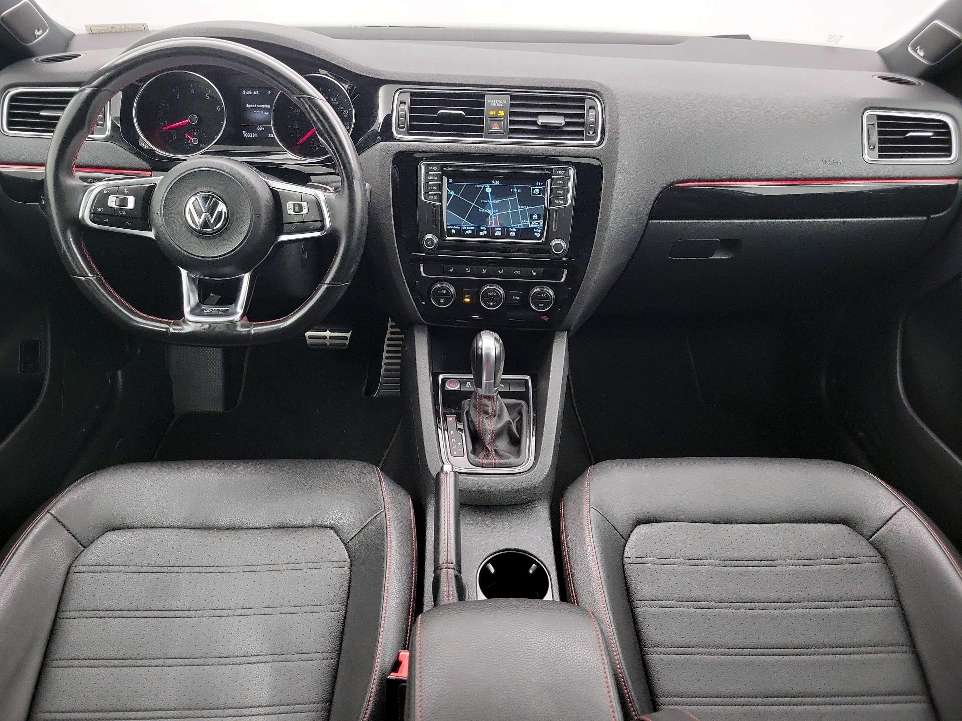 Thumbnail: 2017 Volkswagen Jetta - 9