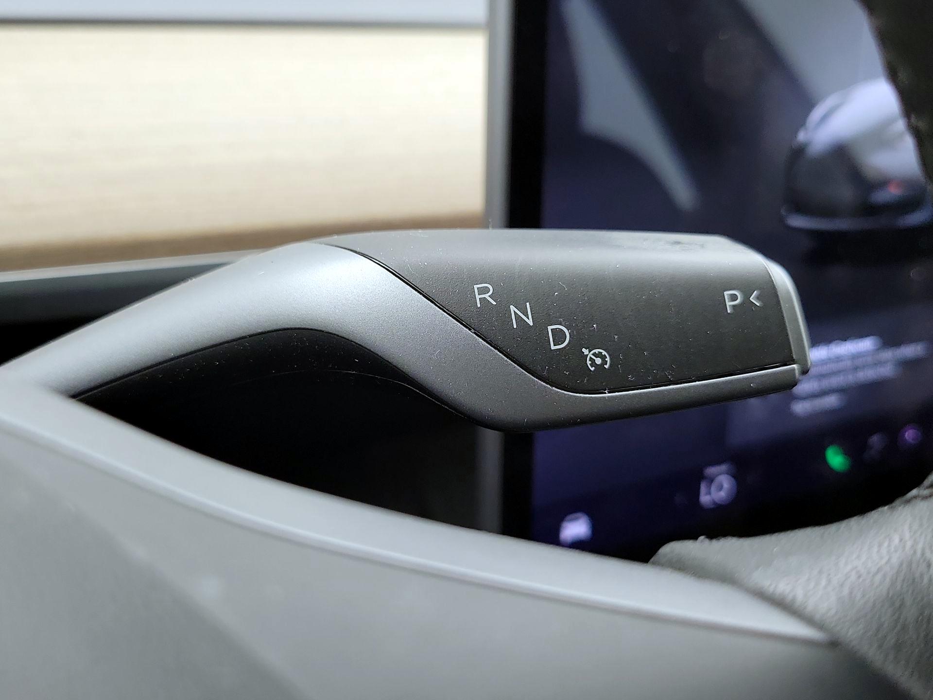 Thumbnail: 2022 Tesla Model 3 - 17