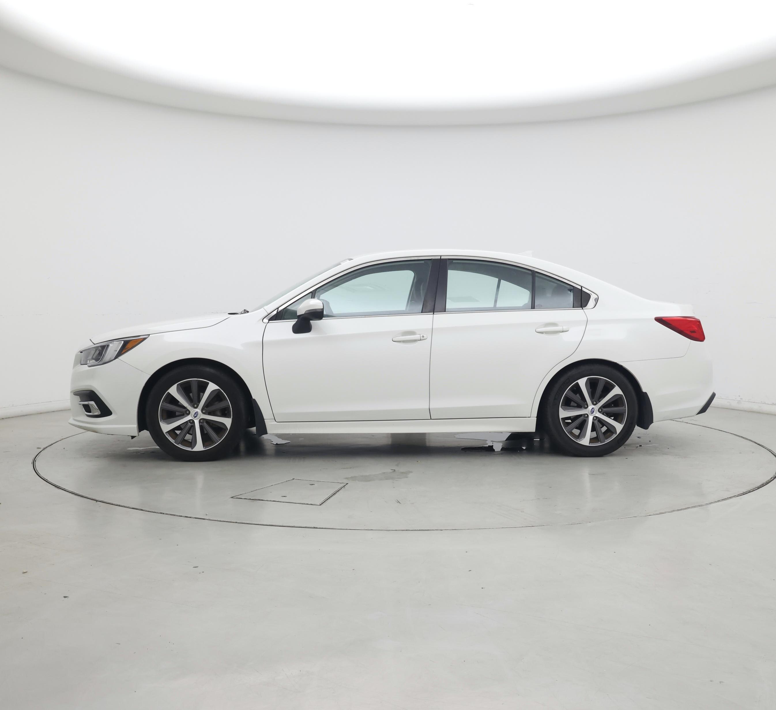 Thumbnail: 2019 Subaru Legacy - 3