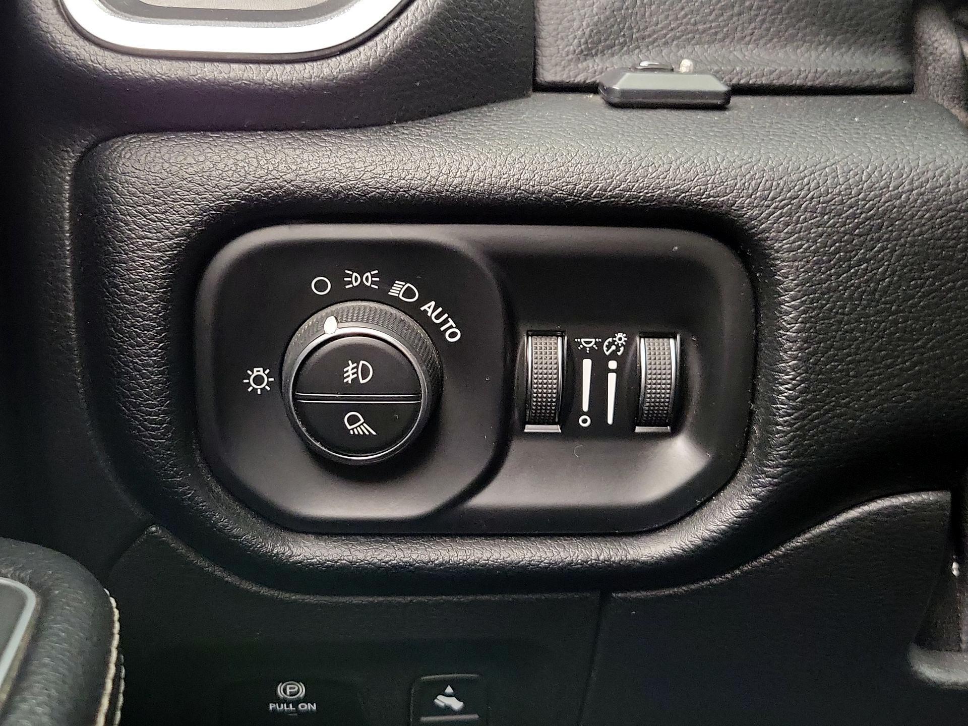 Thumbnail: 2021 RAM 1500 - 13