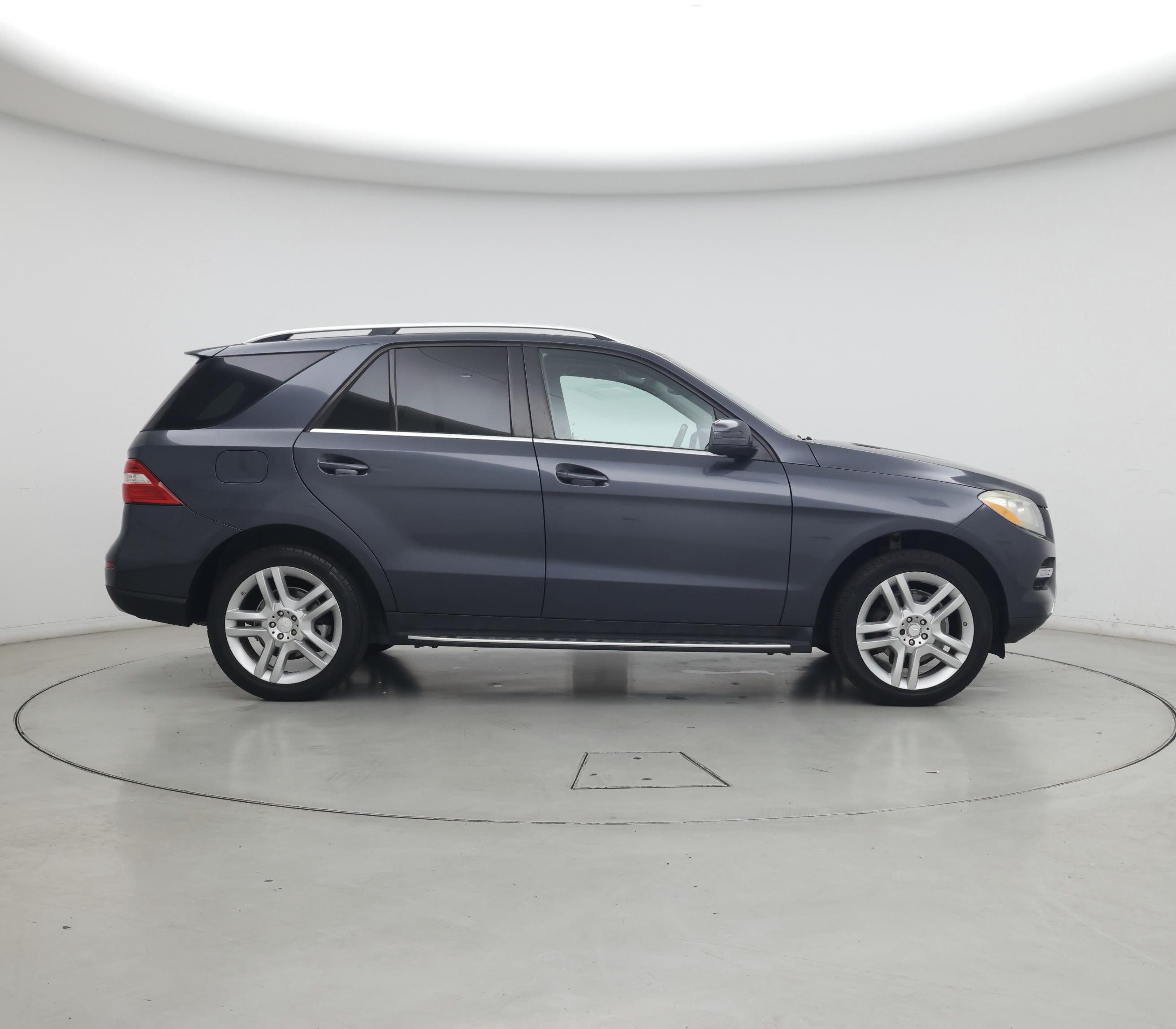 Thumbnail: 2015 Mercedes-Benz M-Class - 7