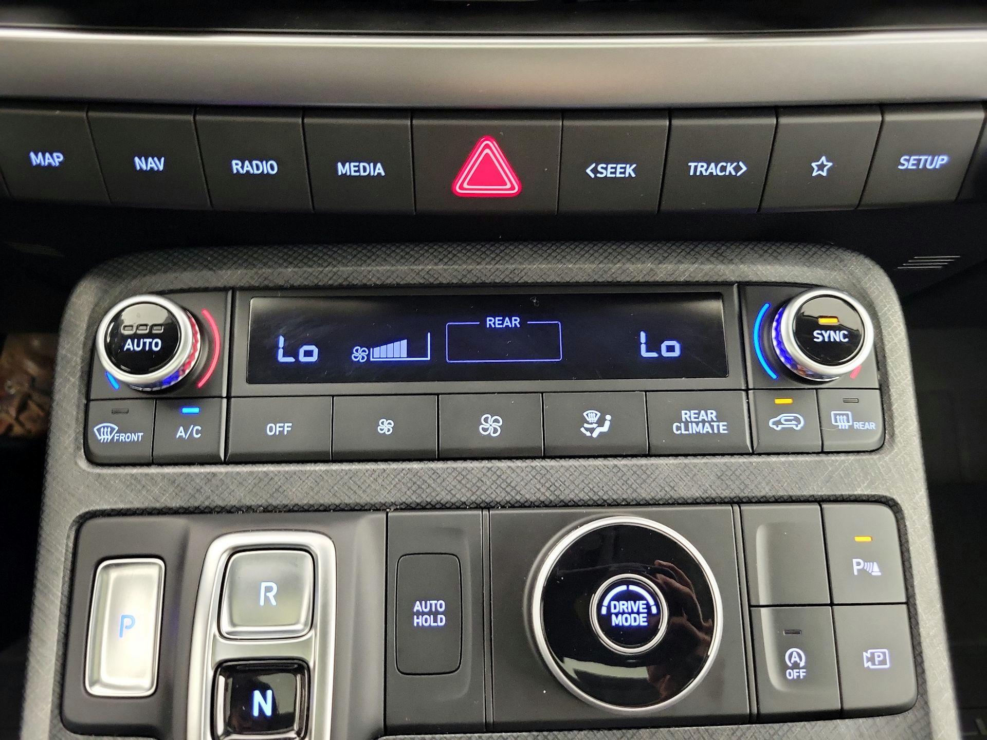 Thumbnail: 2024 Hyundai Palisade - 17