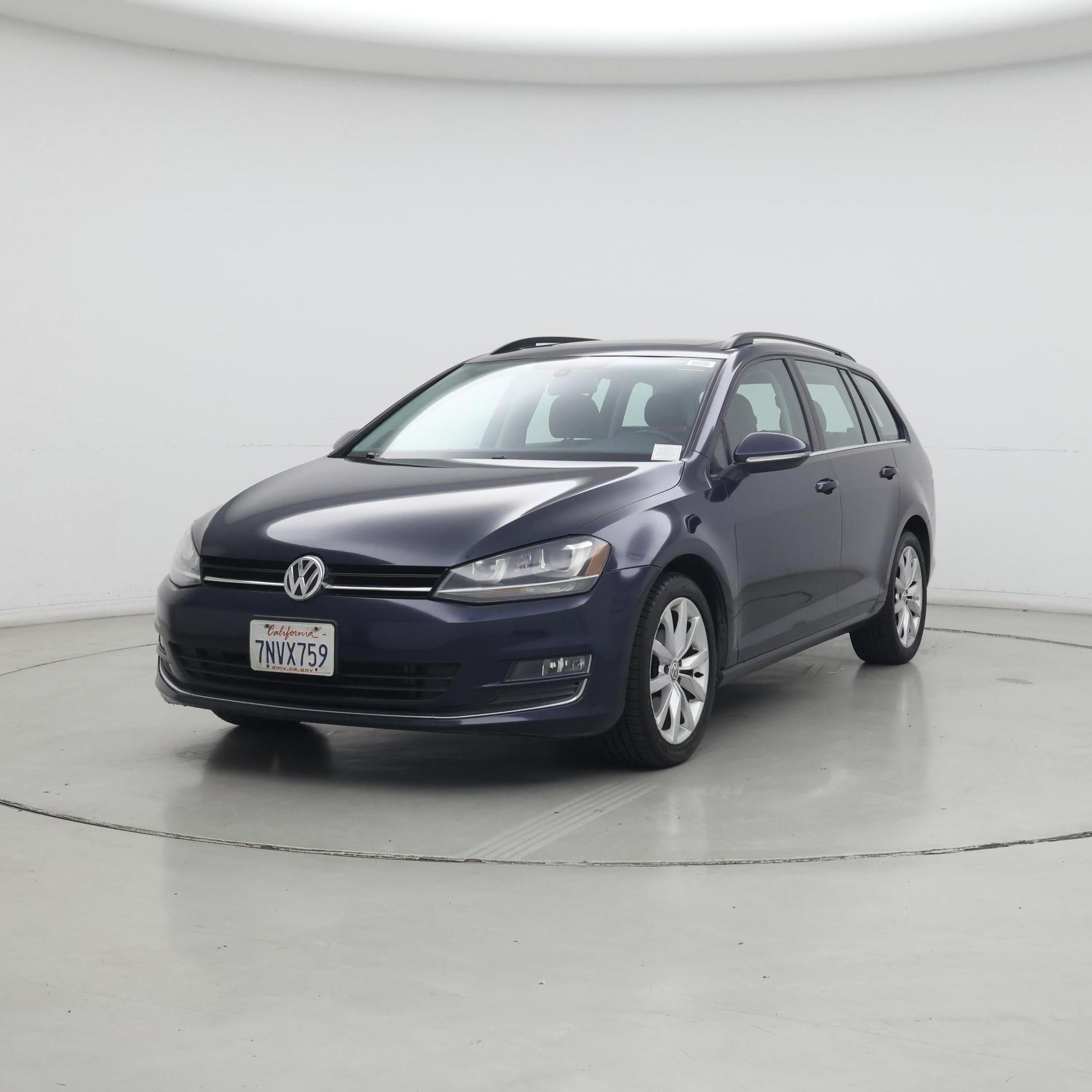 Thumbnail: 2016 Volkswagen Golf - 4