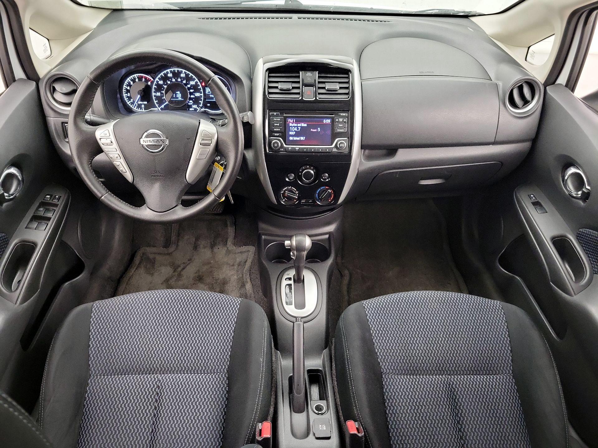 Thumbnail: 2016 Nissan Versa Note - 9
