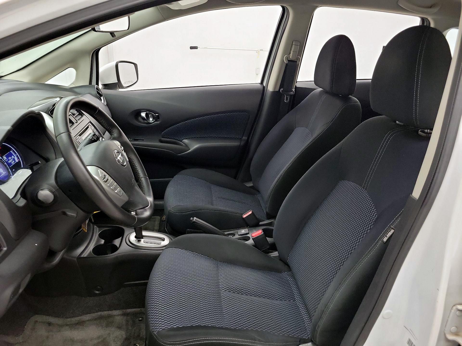 Thumbnail: 2016 Nissan Versa Note - 11