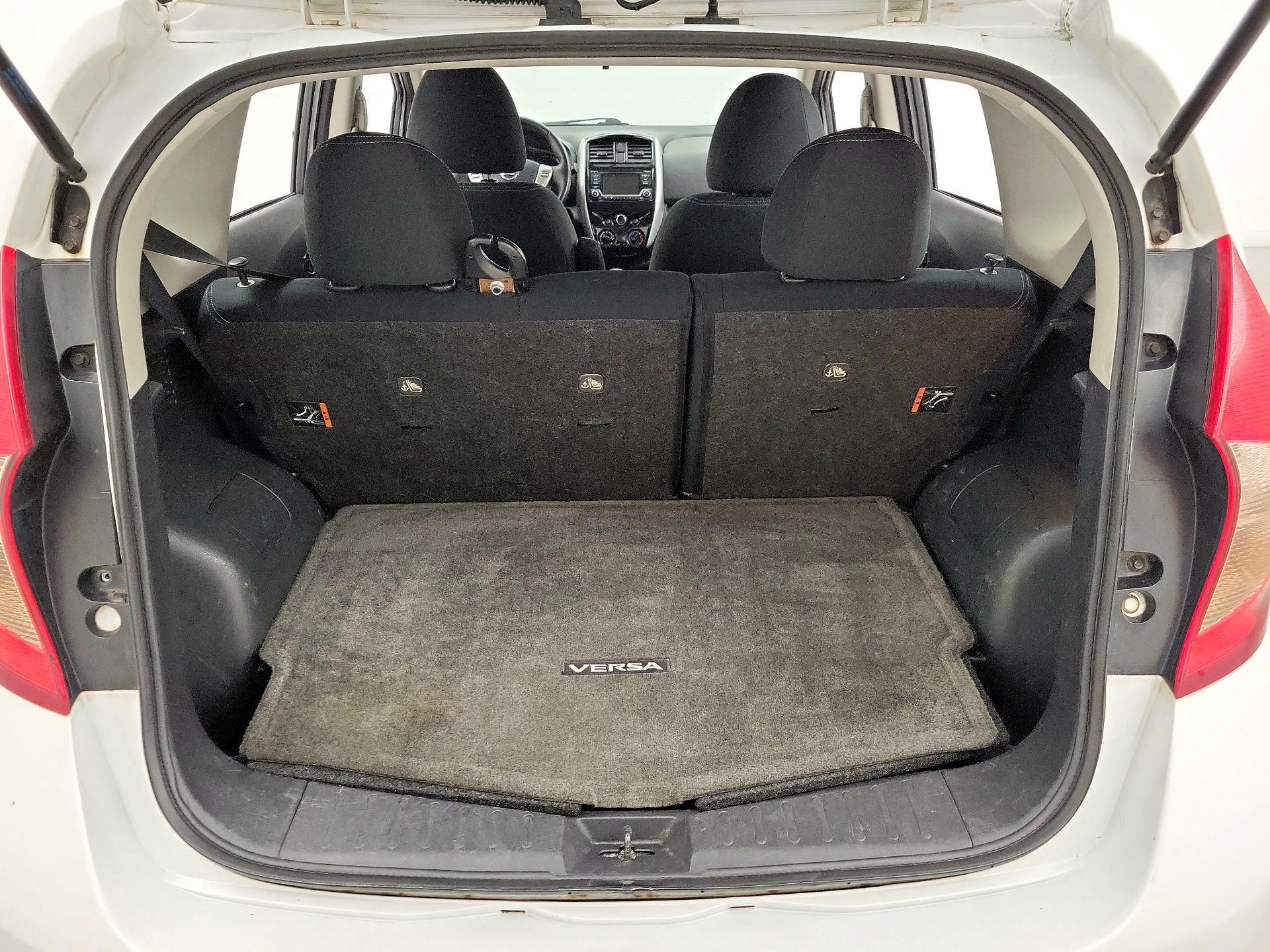 Thumbnail: 2016 Nissan Versa Note - 20