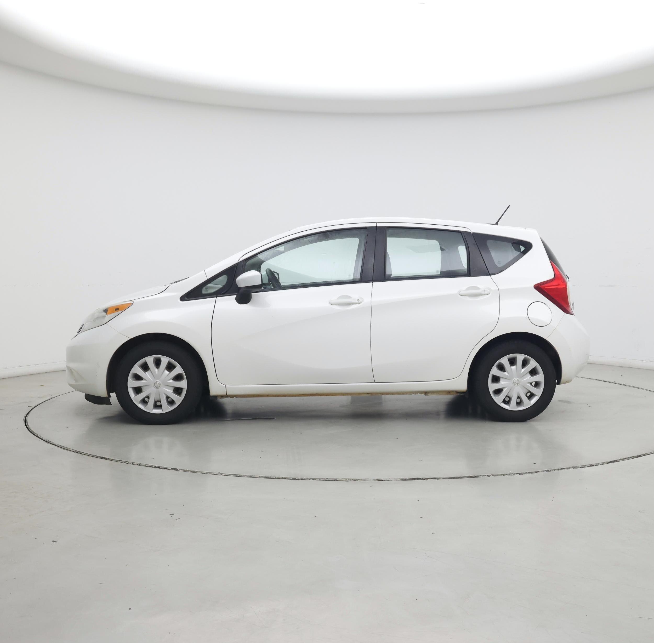 Thumbnail: 2016 Nissan Versa Note - 3
