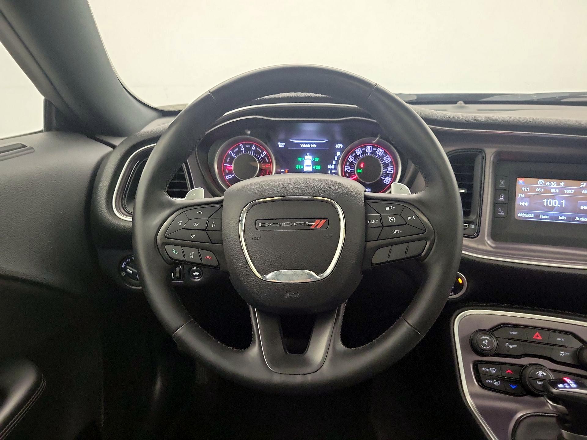 Thumbnail: 2015 Dodge Challenger - 10