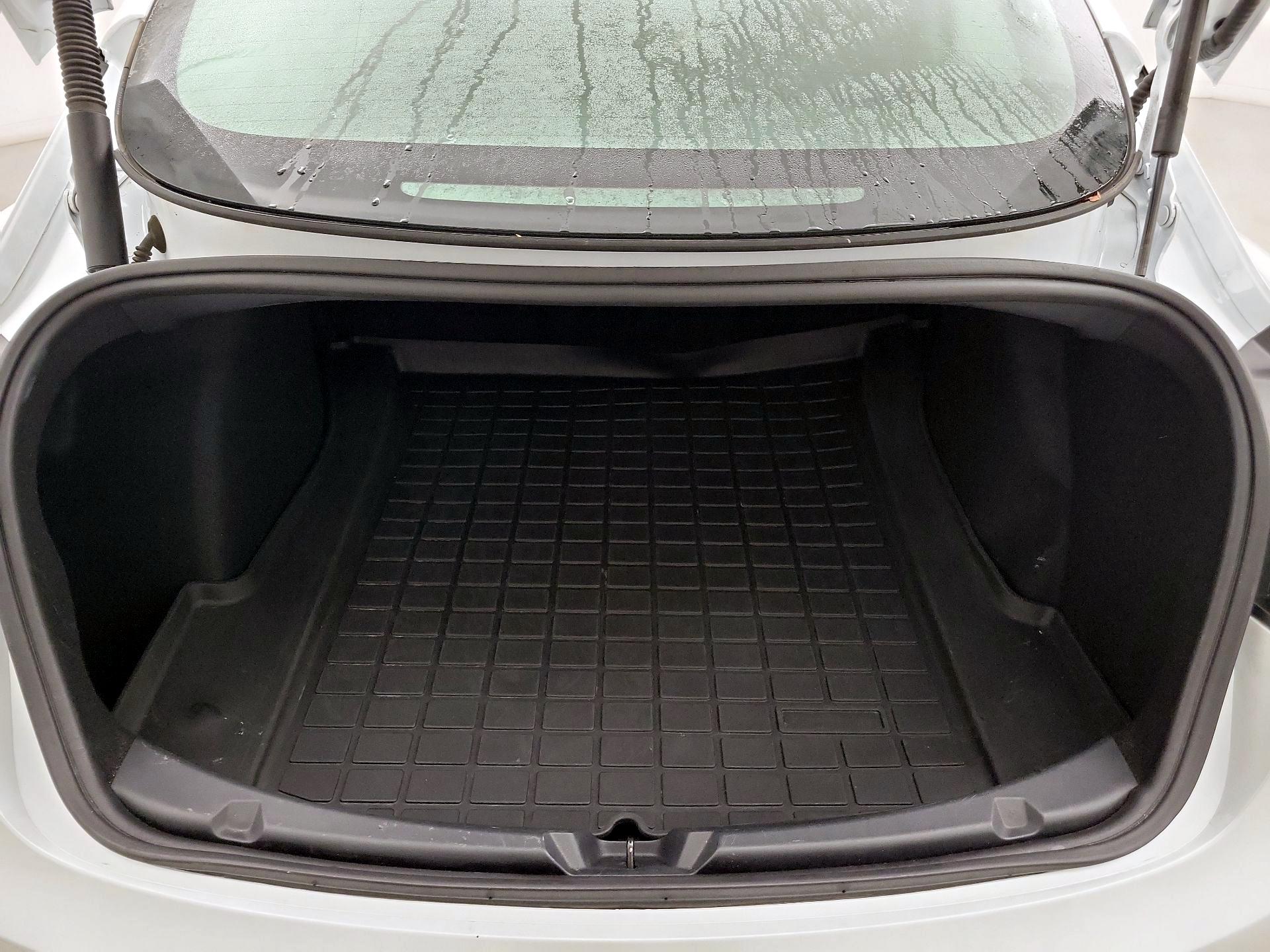 Thumbnail: 2023 Tesla Model 3 - 20