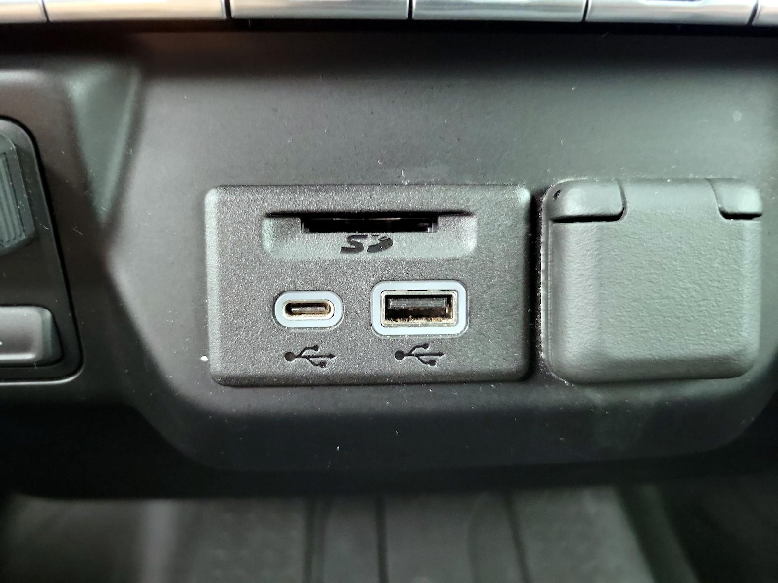 2022 Chevrolet Silverado 2500HD LT - Photo 19