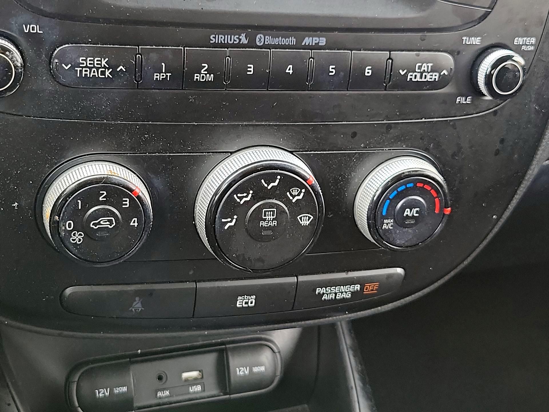 Thumbnail: 2016 Kia Soul - 15