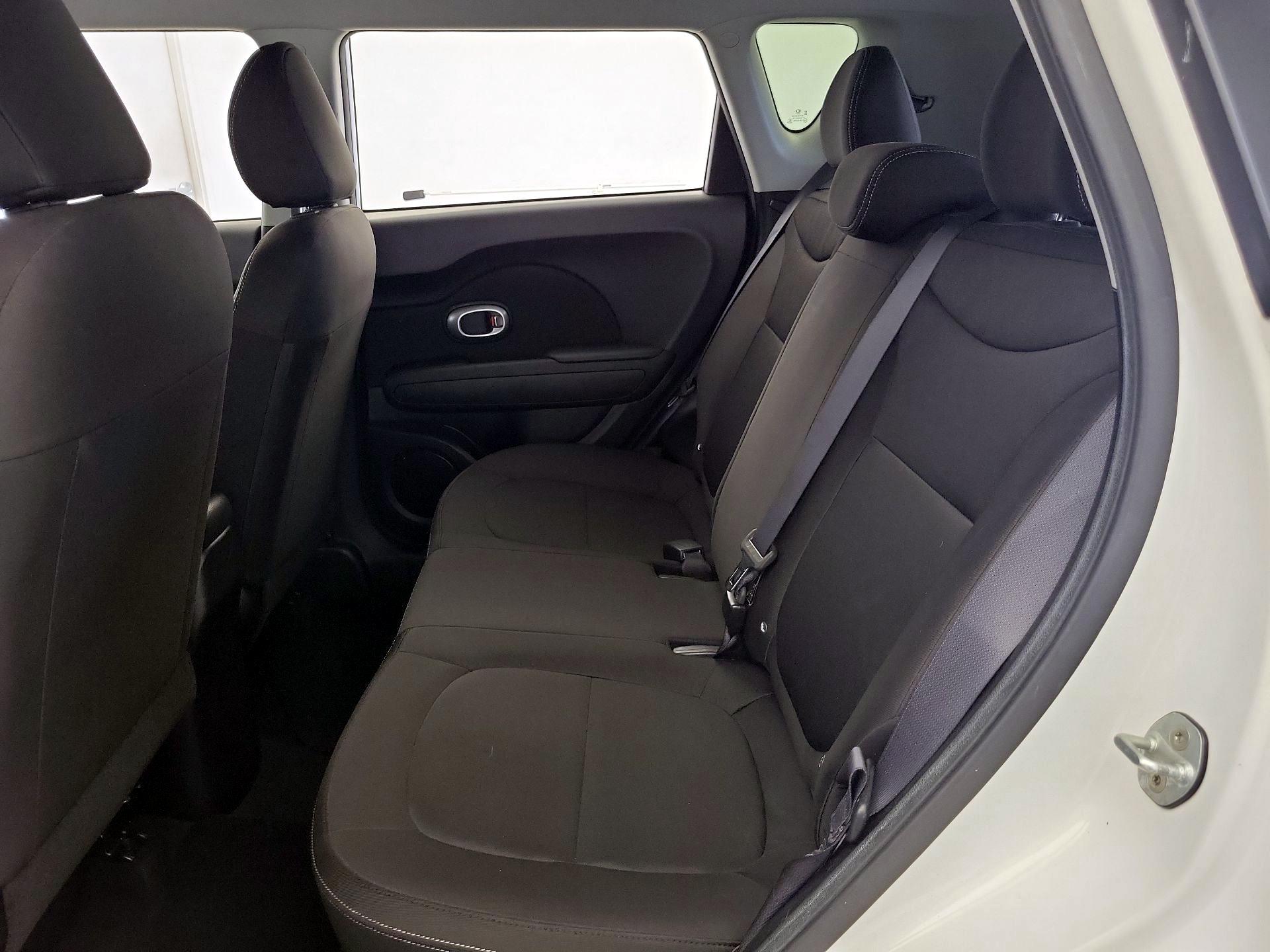 Thumbnail: 2016 Kia Soul - 18