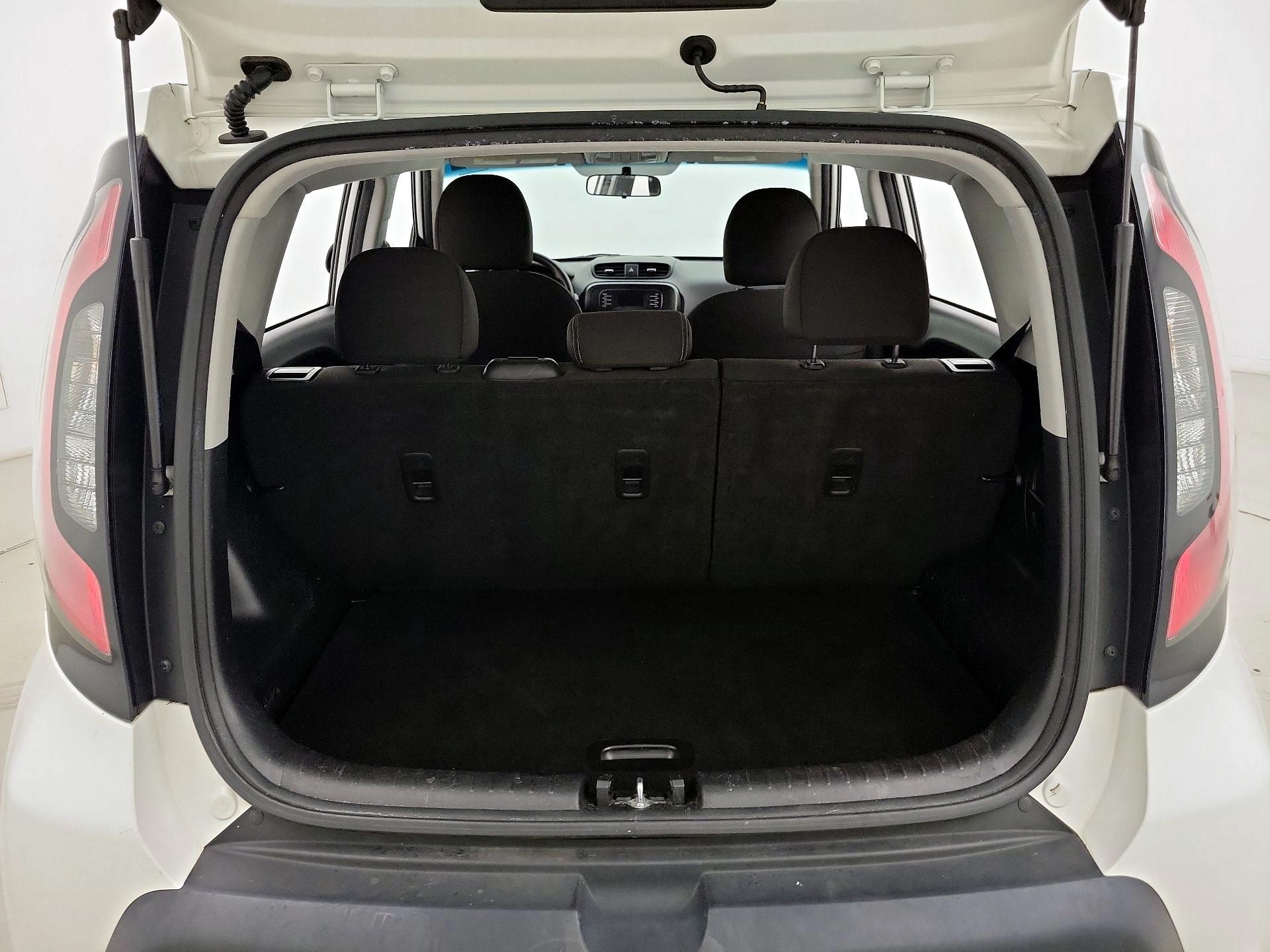 Thumbnail: 2016 Kia Soul - 19