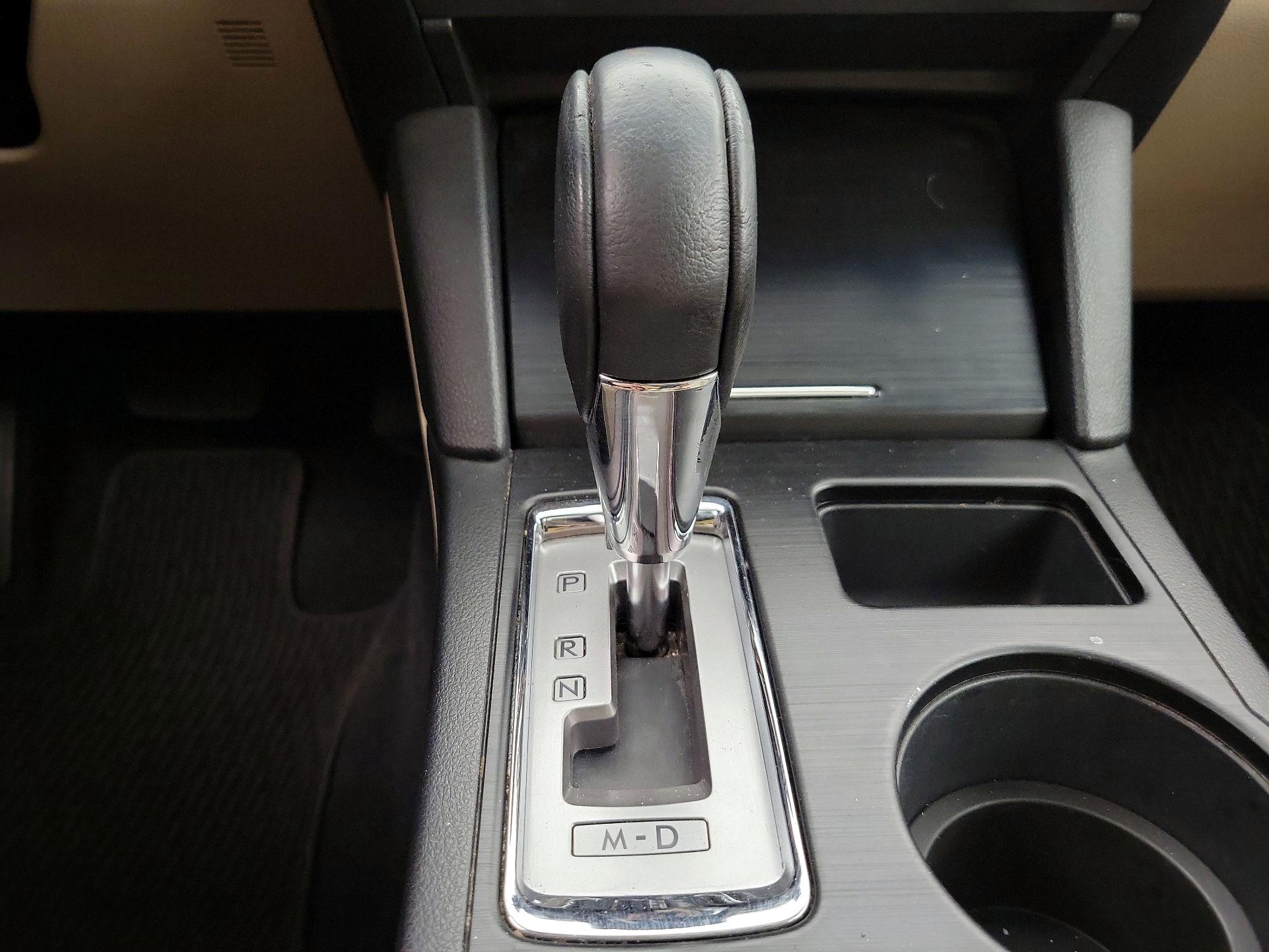 Thumbnail: 2015 Subaru Outback - 17