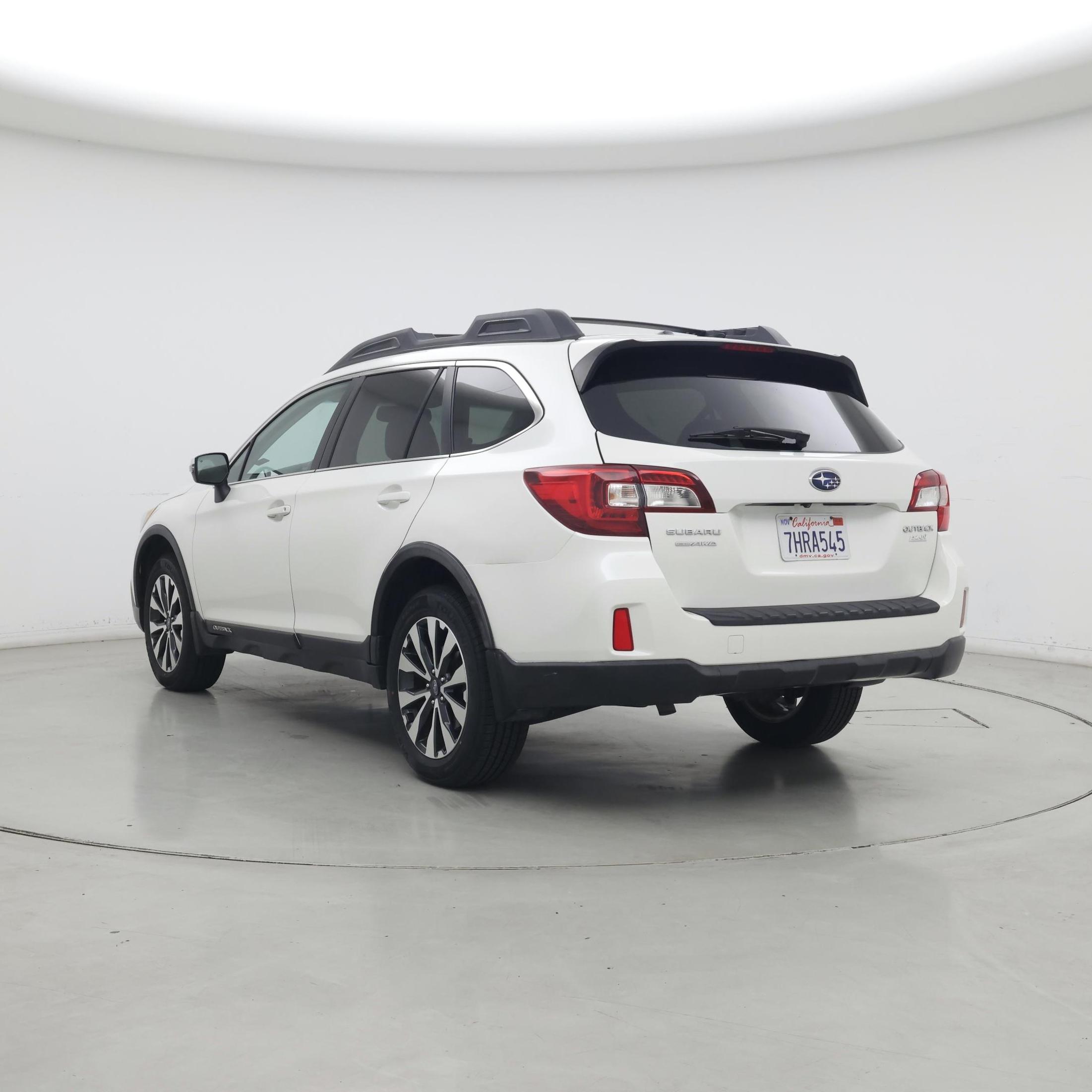 Thumbnail: 2015 Subaru Outback - 2