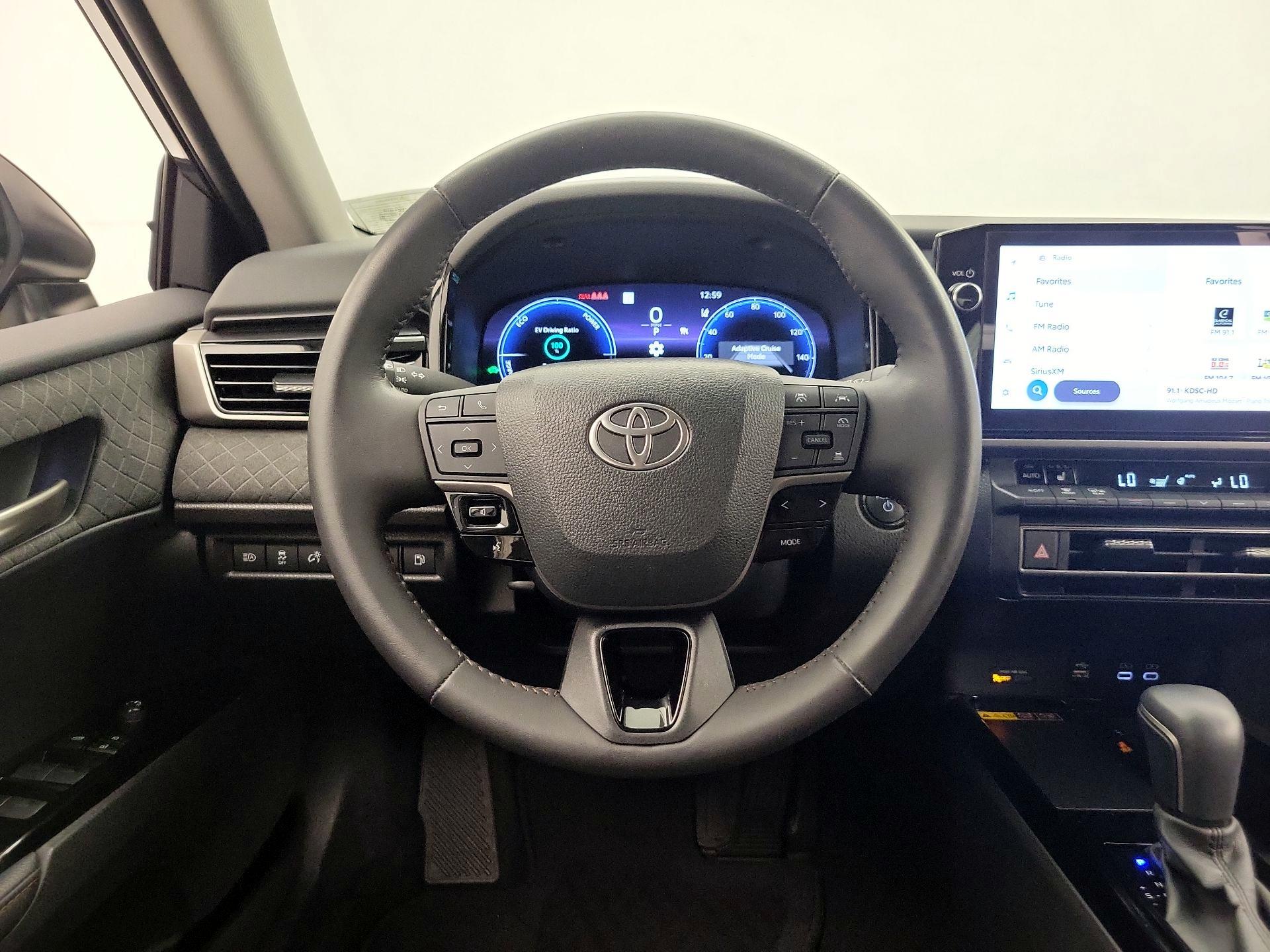 Thumbnail: 2025 Toyota Camry - 10