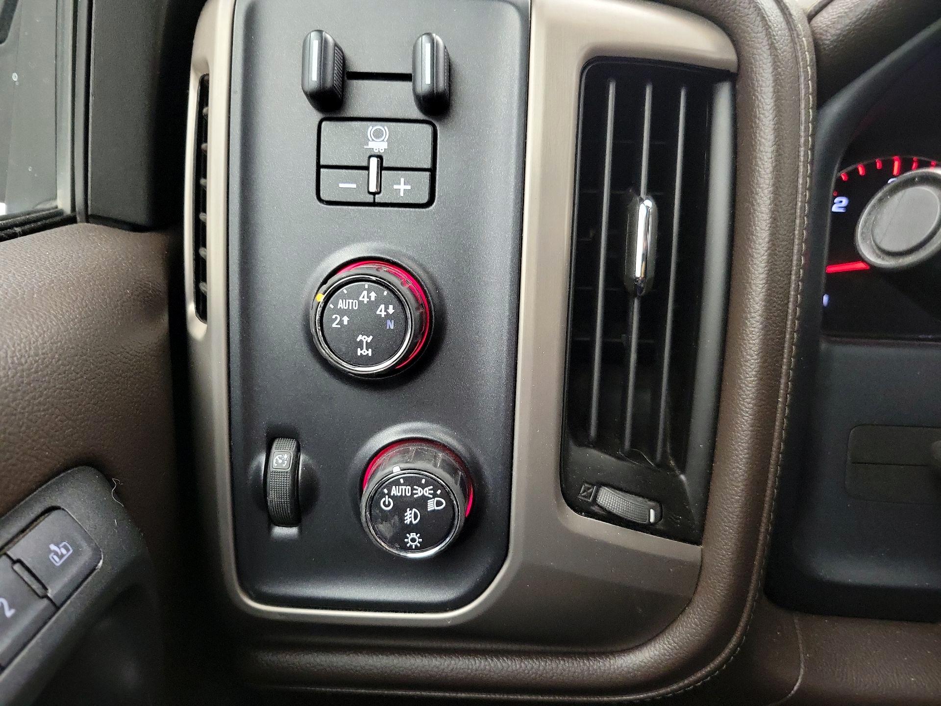 Thumbnail: 2015 GMC Sierra 1500 - 13