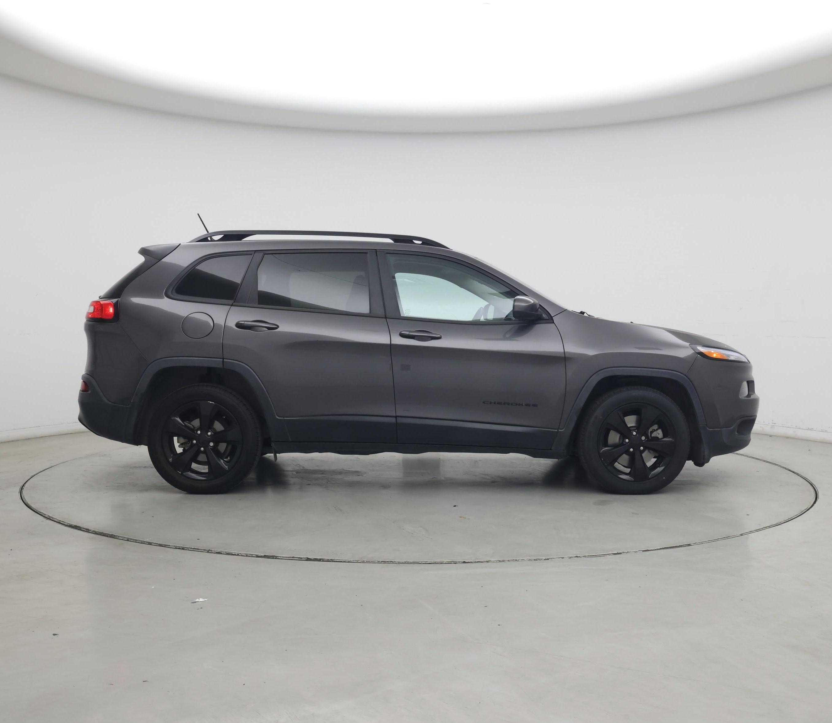 Thumbnail: 2018 Jeep Cherokee - 7