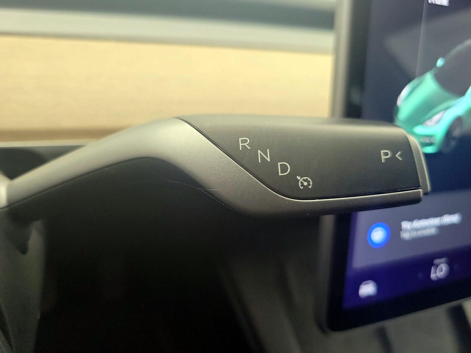 Thumbnail: 2022 Tesla Model 3 - 17