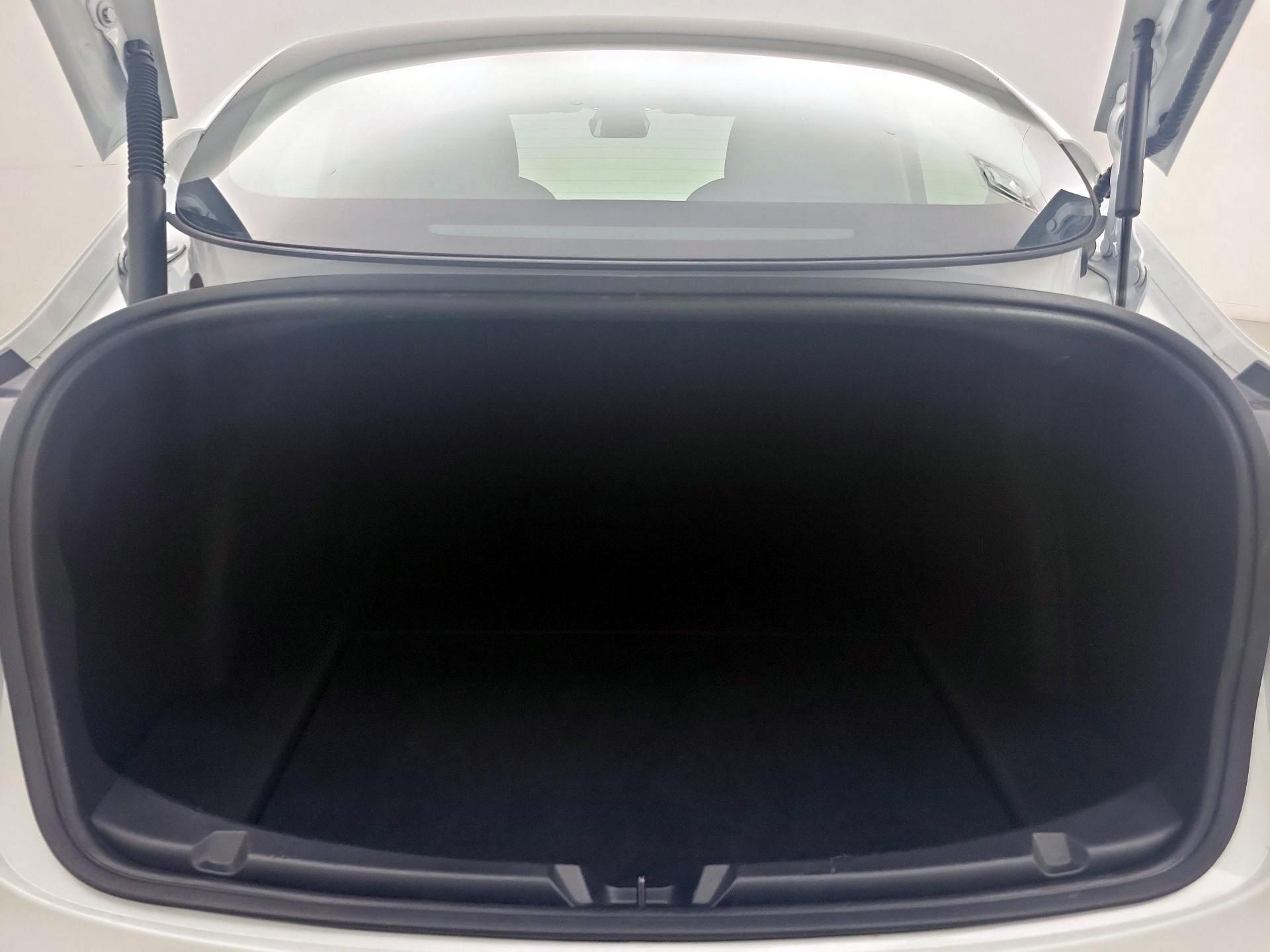 Thumbnail: 2022 Tesla Model 3 - 20