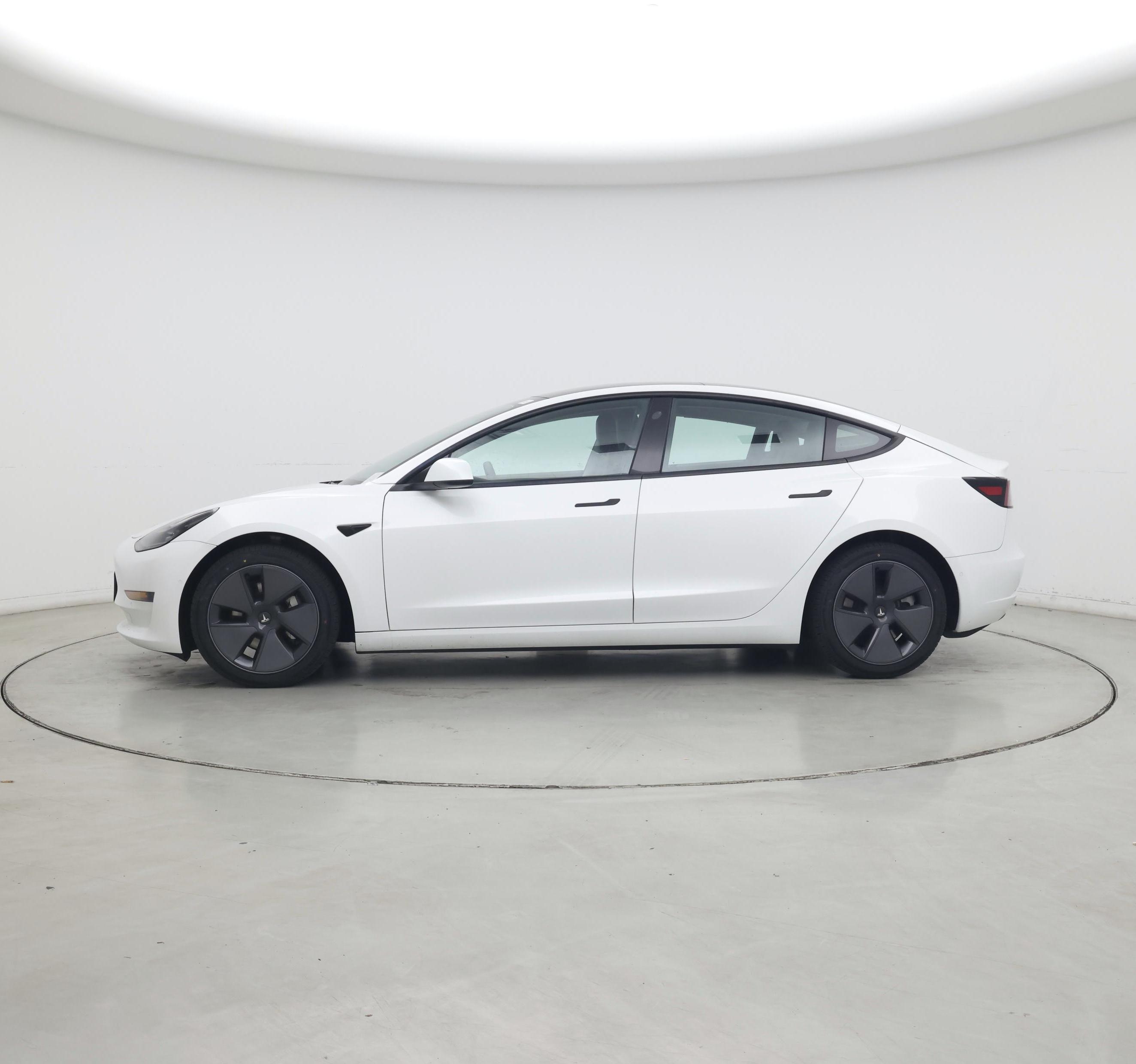 Thumbnail: 2022 Tesla Model 3 - 3
