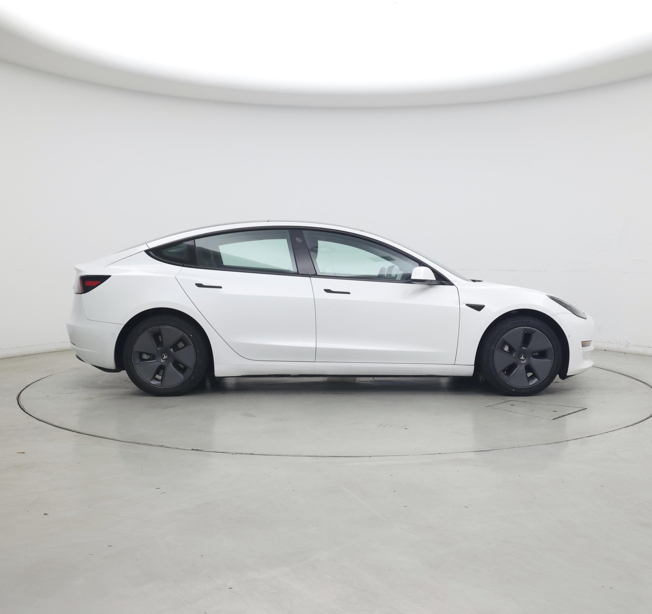 Thumbnail: 2022 Tesla Model 3 - 7