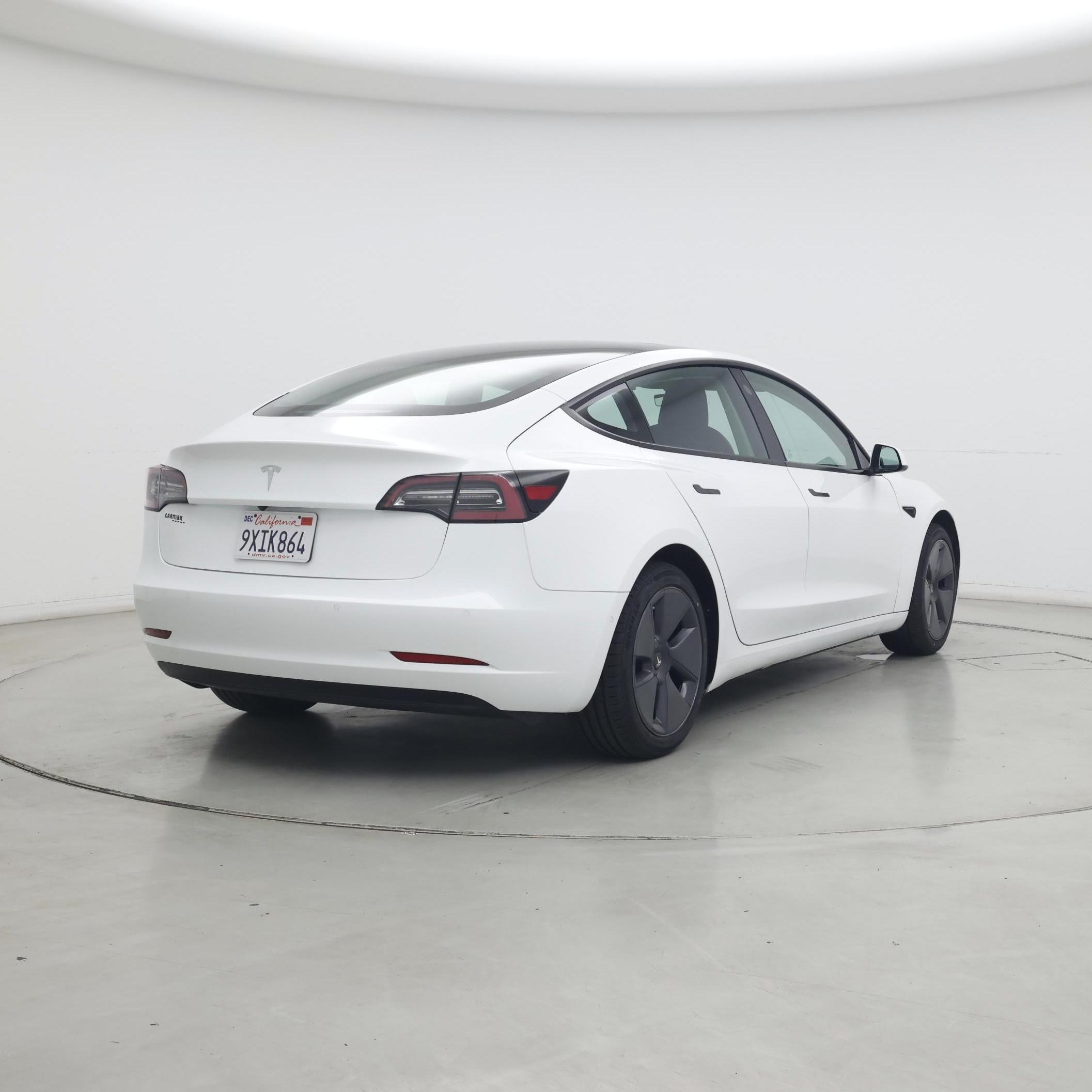 Thumbnail: 2022 Tesla Model 3 - 8