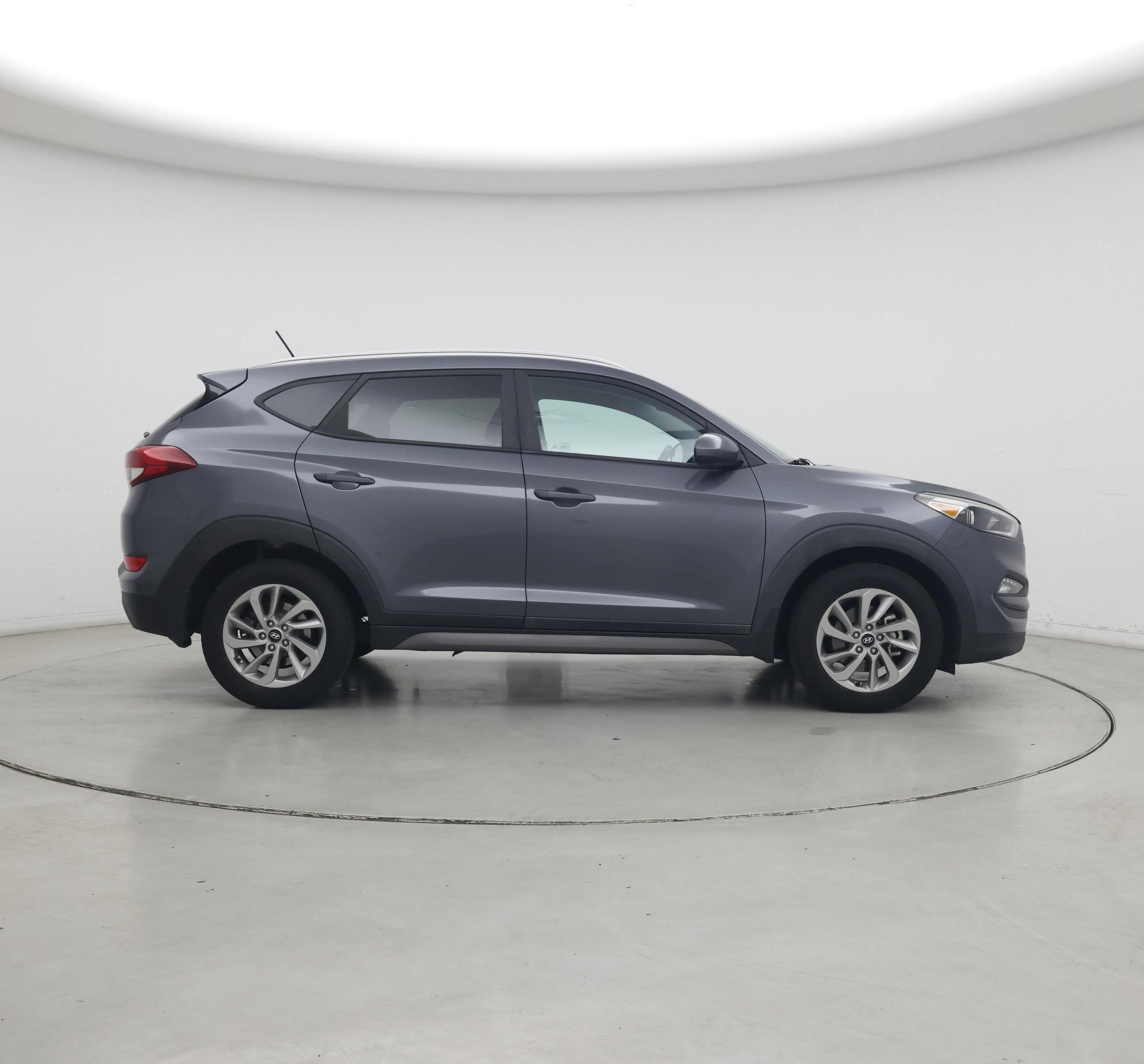 Thumbnail: 2016 Hyundai Tucson - 7
