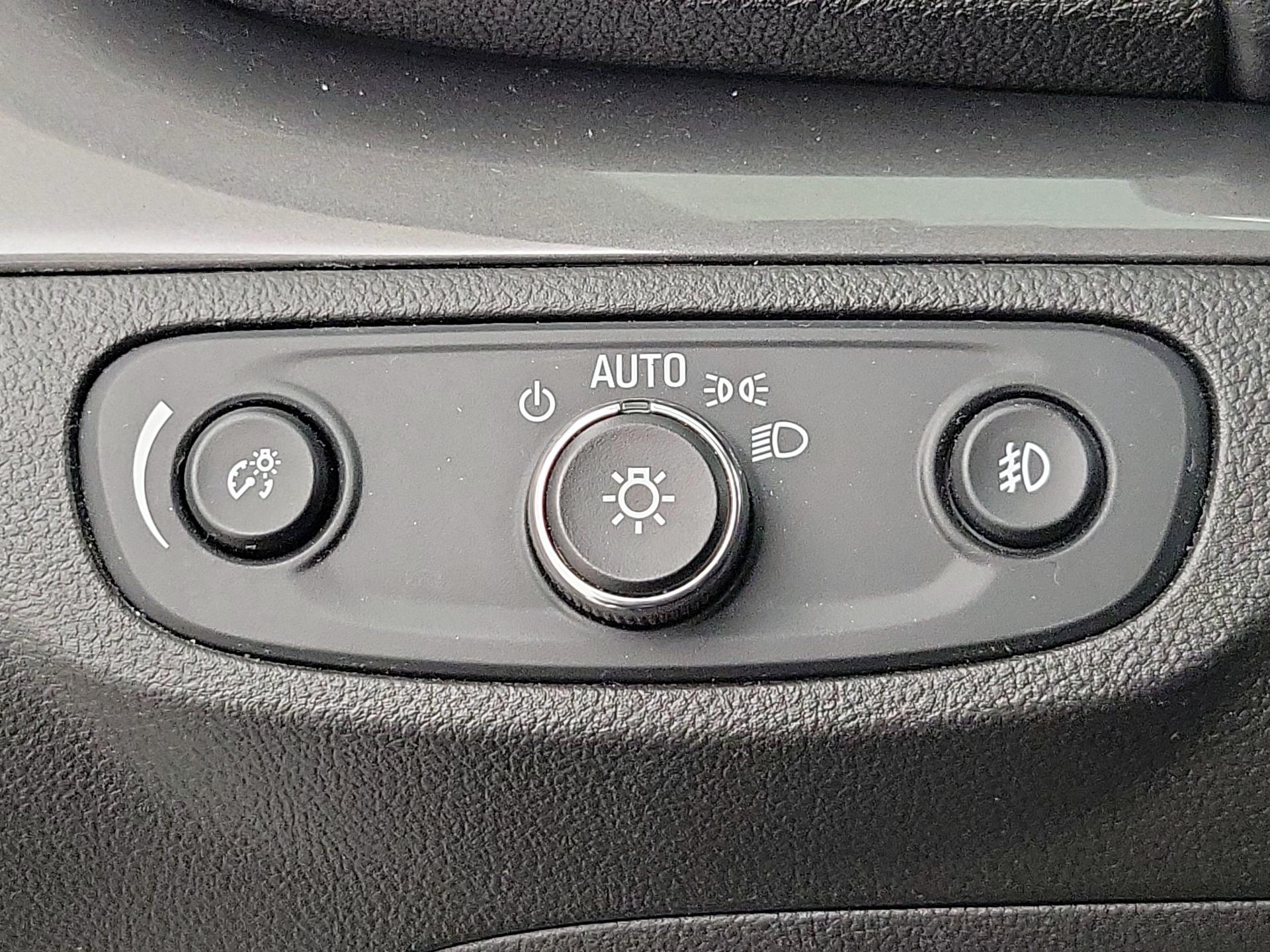 Thumbnail: 2017 Buick Encore - 13