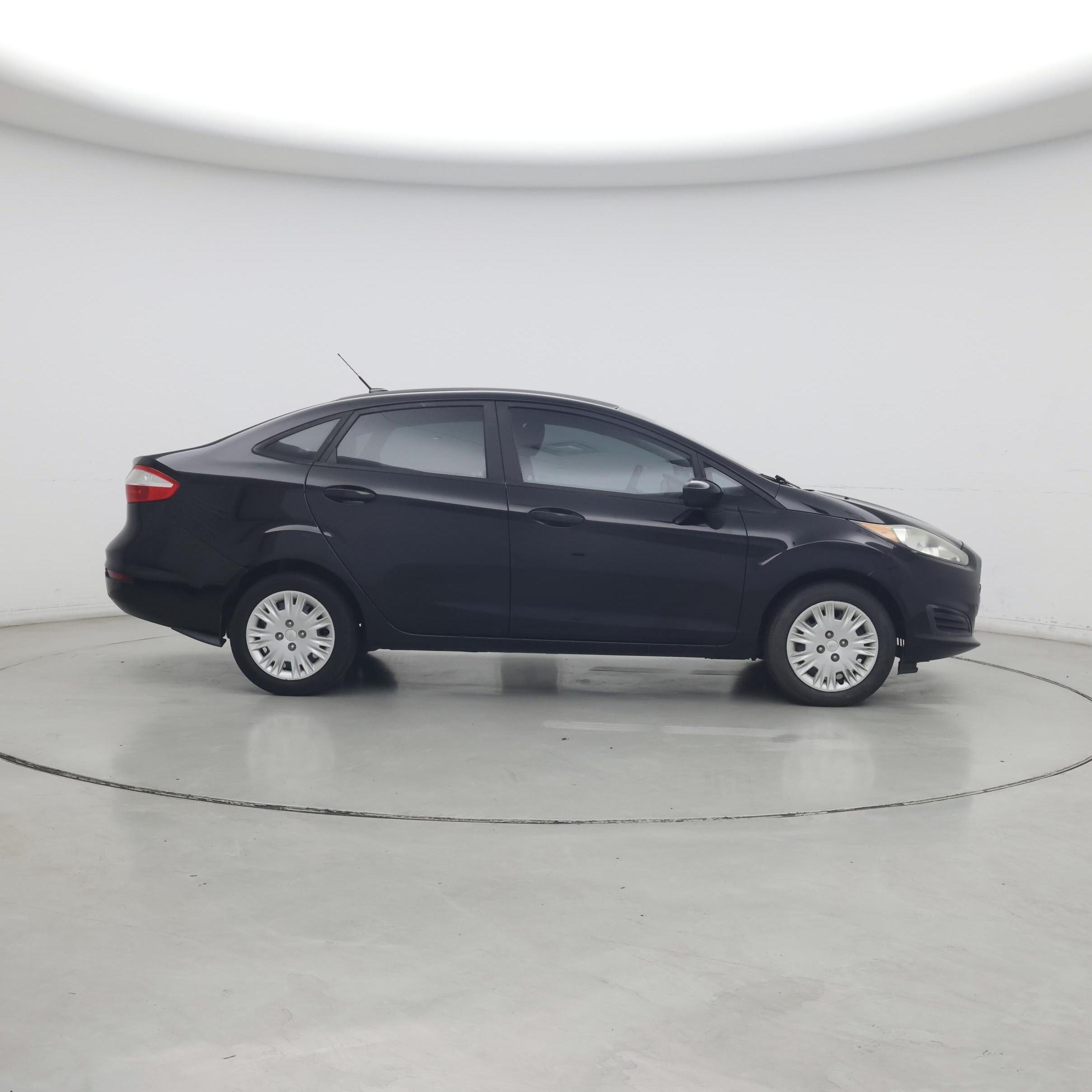 Thumbnail: 2016 Ford Fiesta - 7