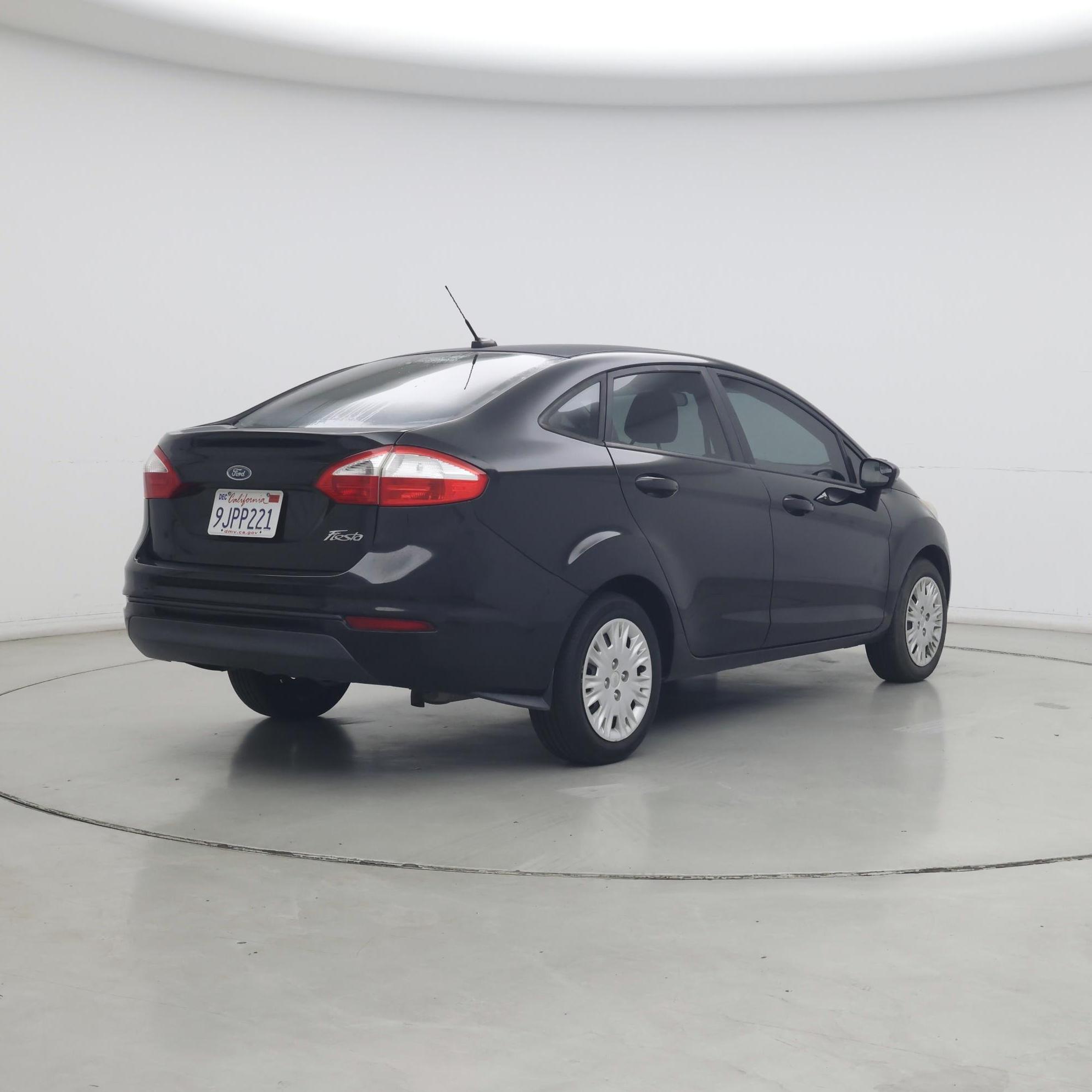 Thumbnail: 2016 Ford Fiesta - 8