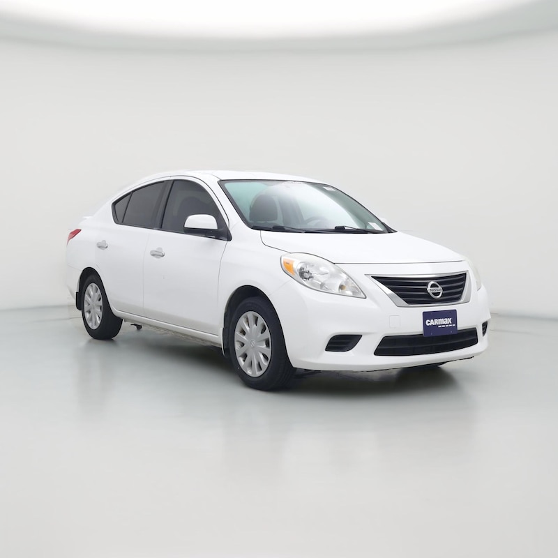 2014 Nissan Versa SV