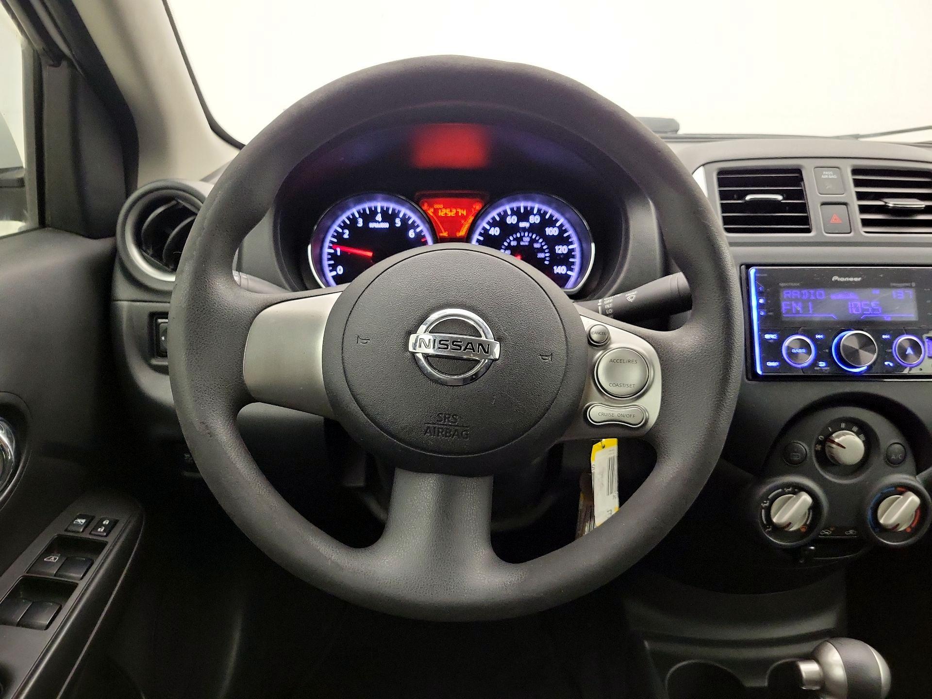 Thumbnail: 2014 Nissan Versa - 10