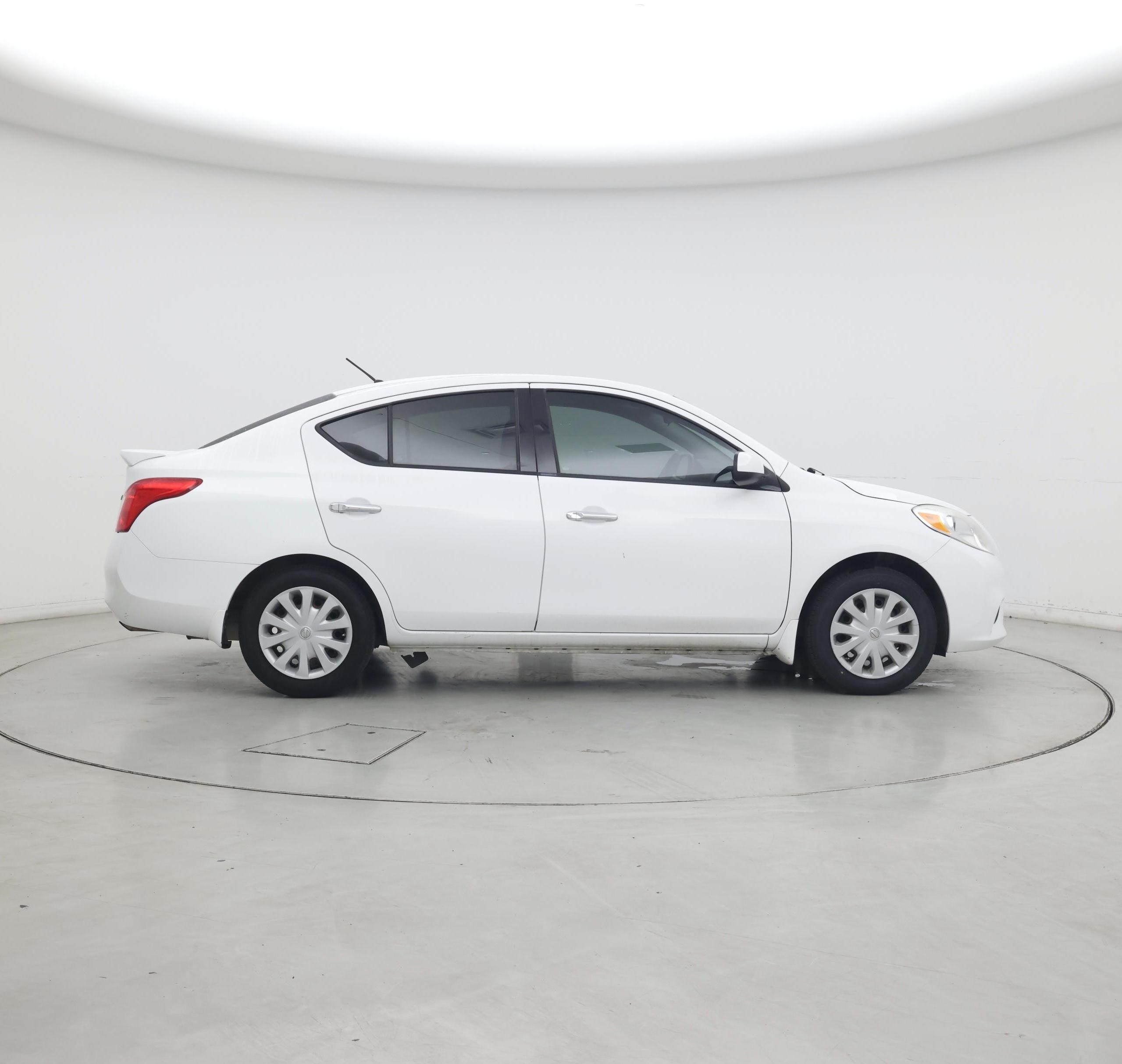 Thumbnail: 2014 Nissan Versa - 7