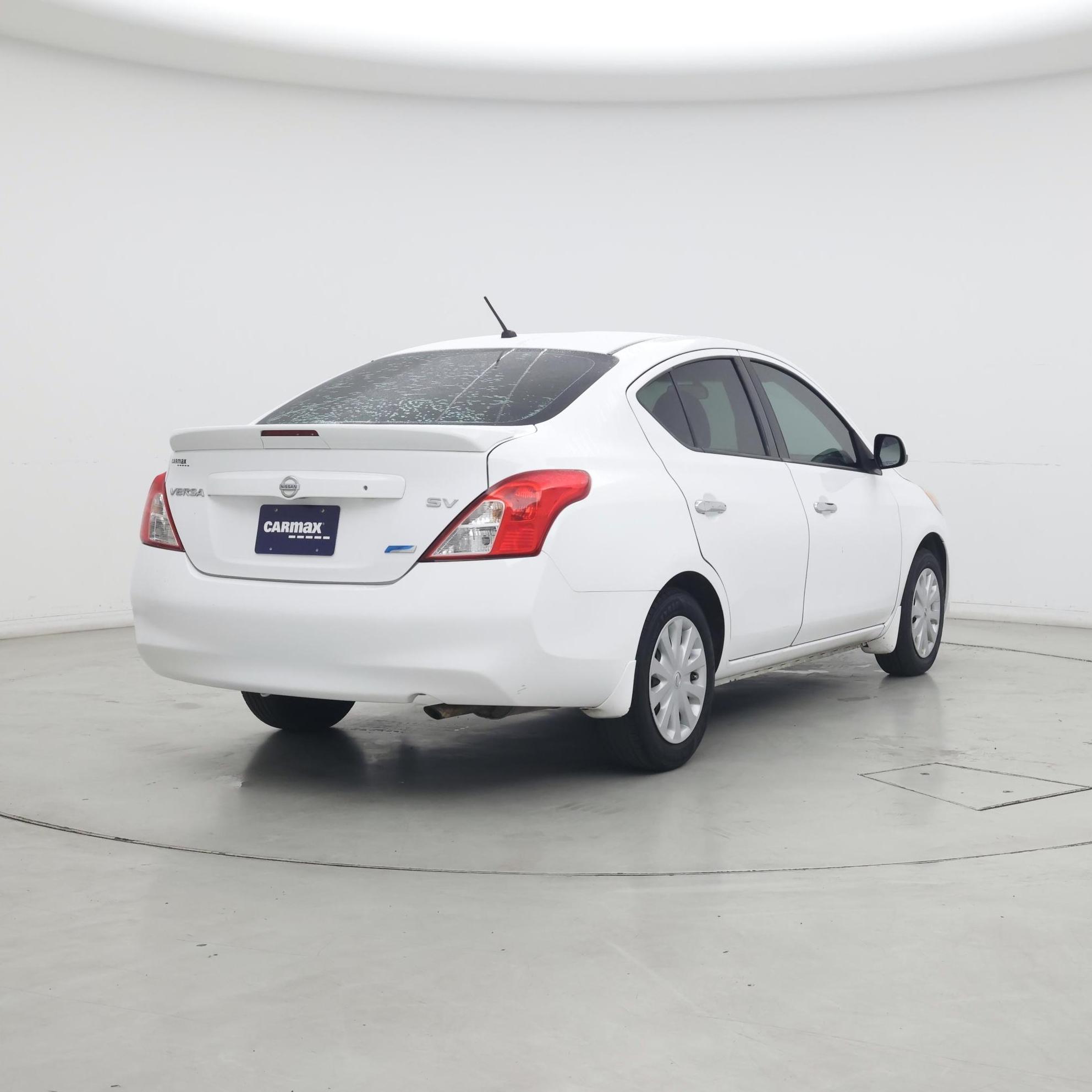 Thumbnail: 2014 Nissan Versa - 8