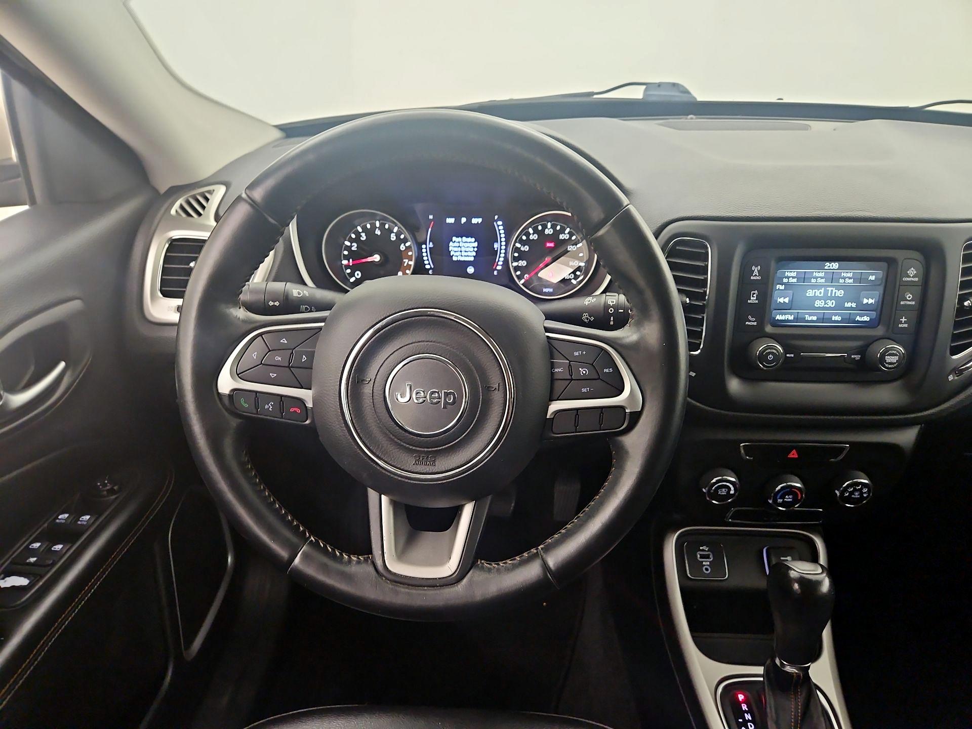 Thumbnail: 2018 Jeep Compass - 10