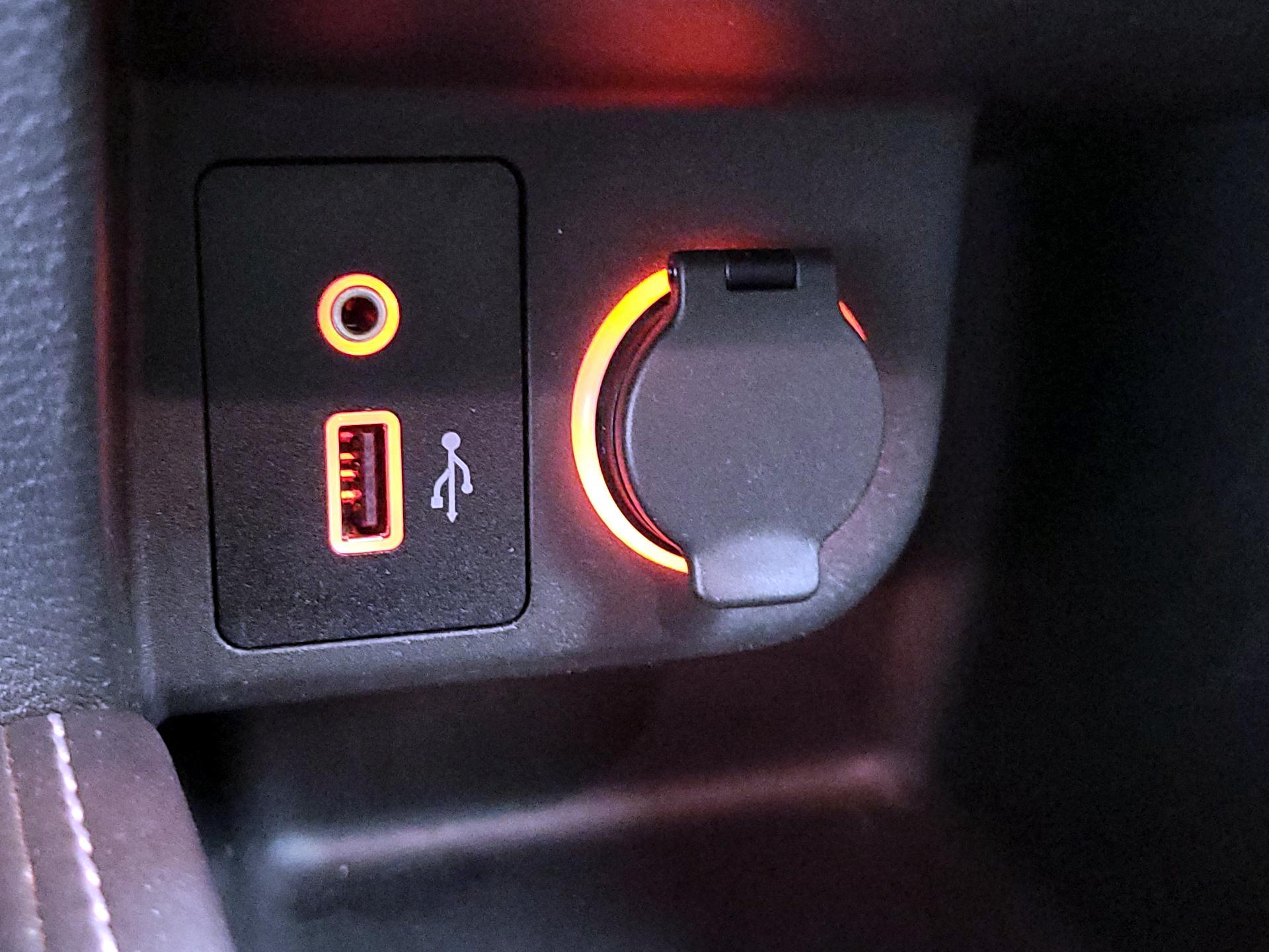 Thumbnail: 2019 Nissan Kicks - 18