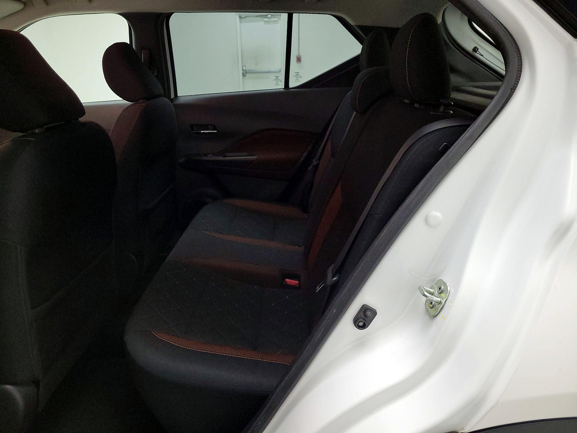 Thumbnail: 2019 Nissan Kicks - 19