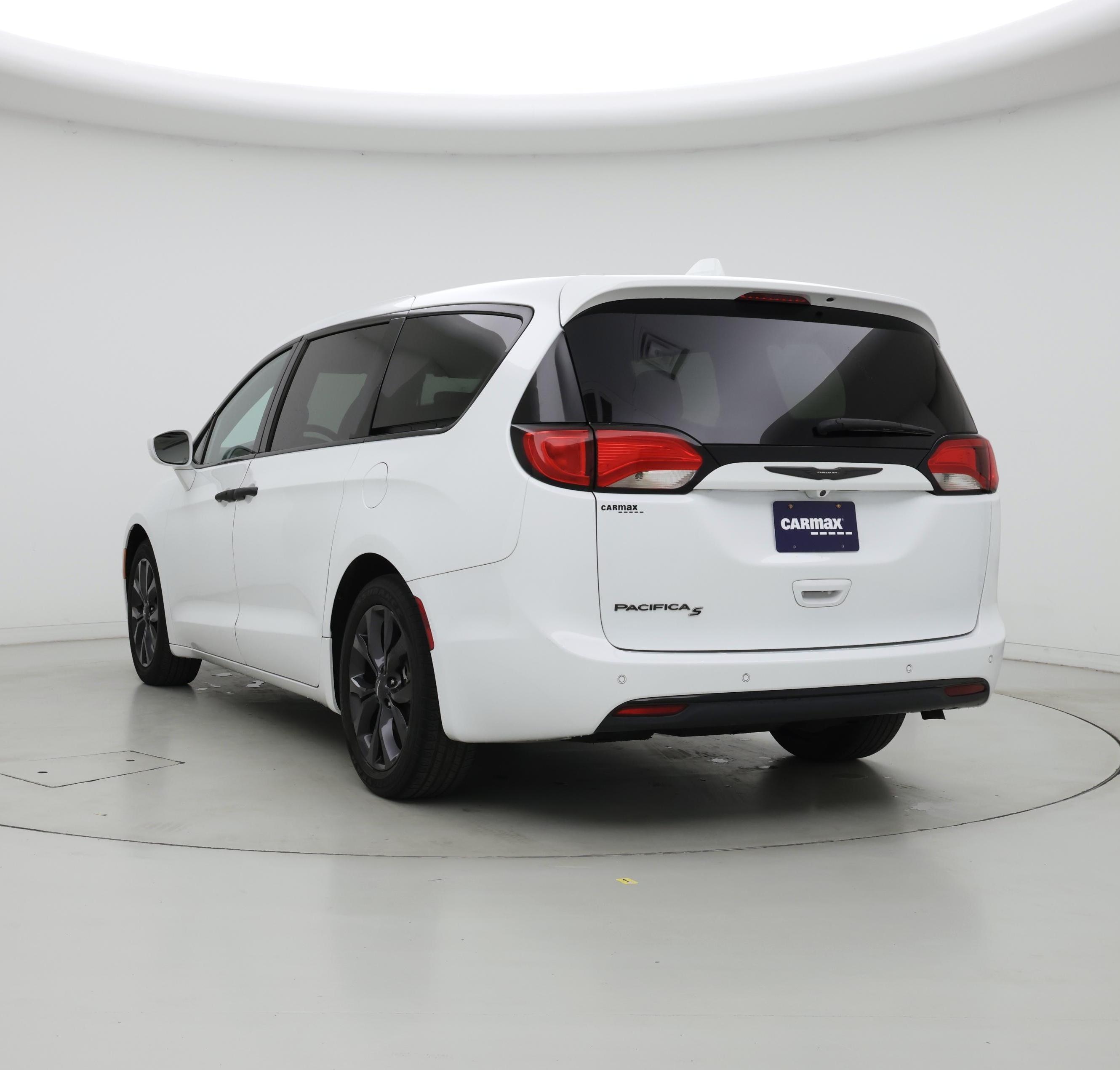 Thumbnail: 2020 Chrysler Pacifica - 2