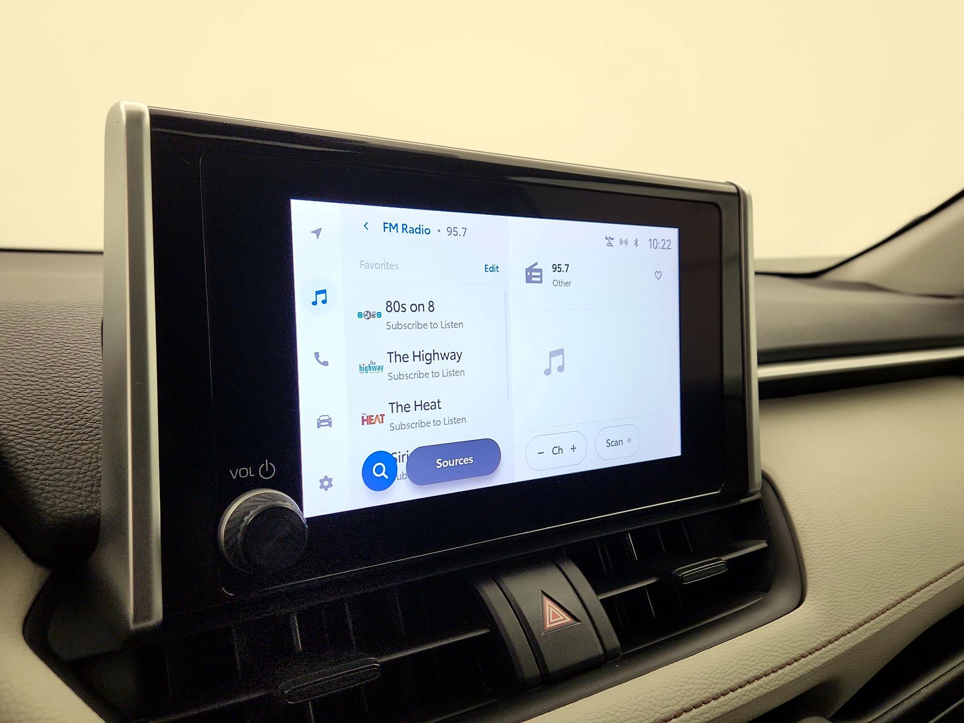 Thumbnail: 2023 Toyota RAV4 - 15