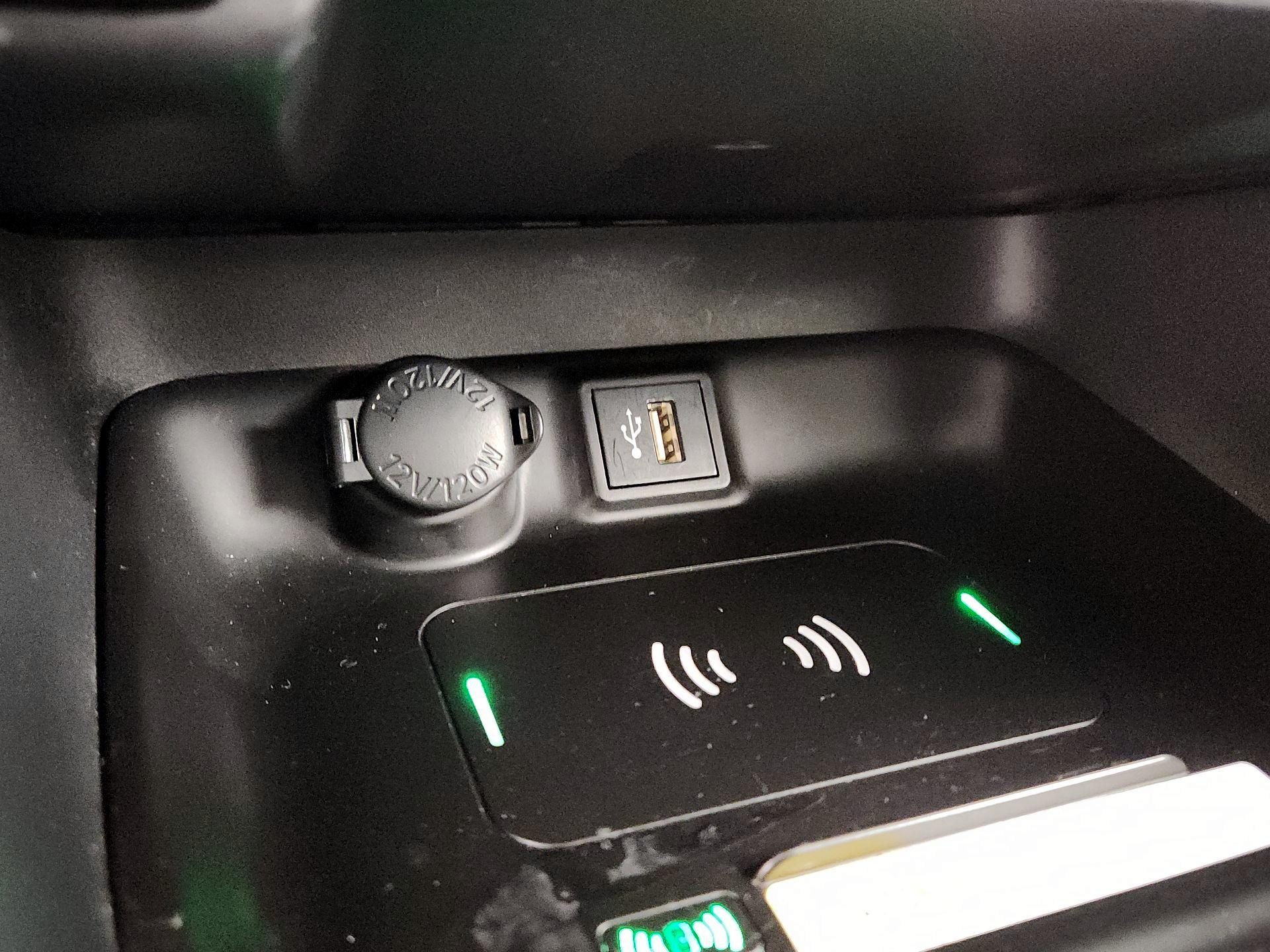 Thumbnail: 2023 Toyota RAV4 - 18