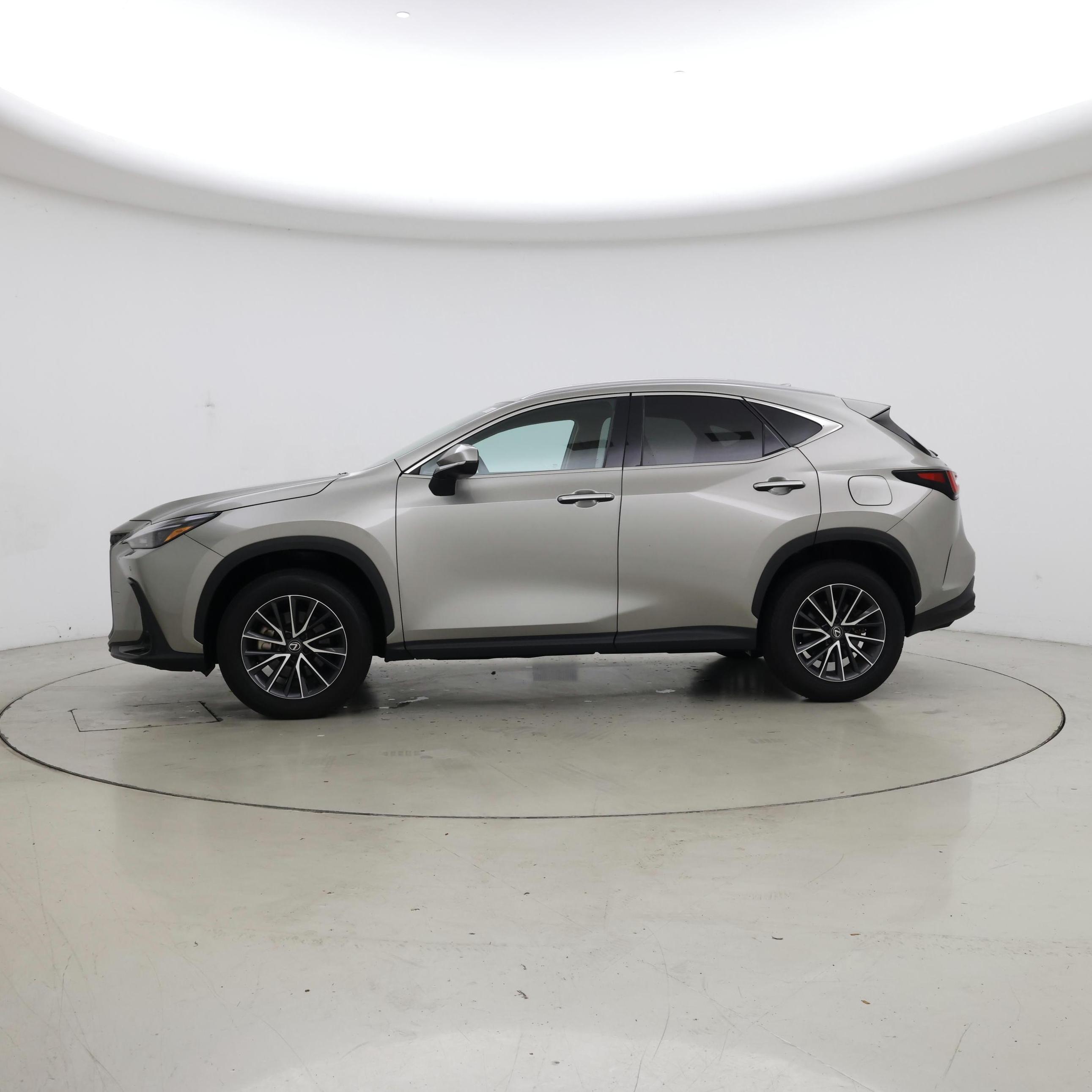 Thumbnail: 2024 Lexus NX - 3