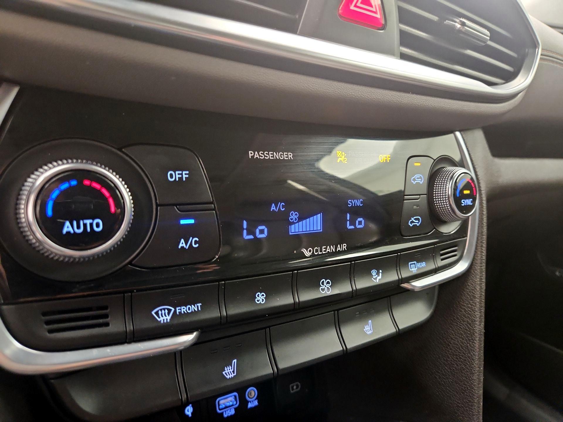 Thumbnail: 2020 Hyundai Santa Fe - 16