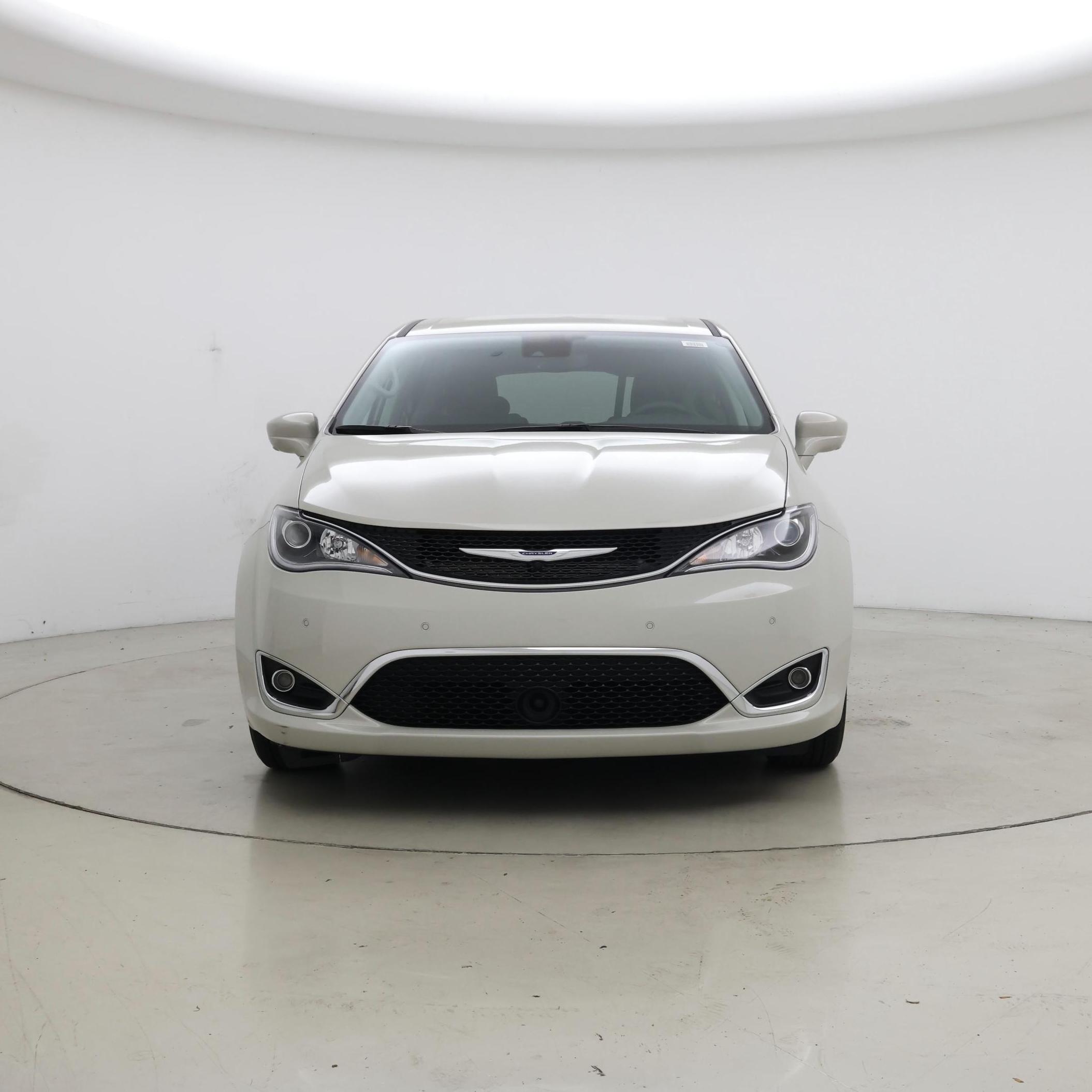 Thumbnail: 2020 Chrysler Pacifica - 5