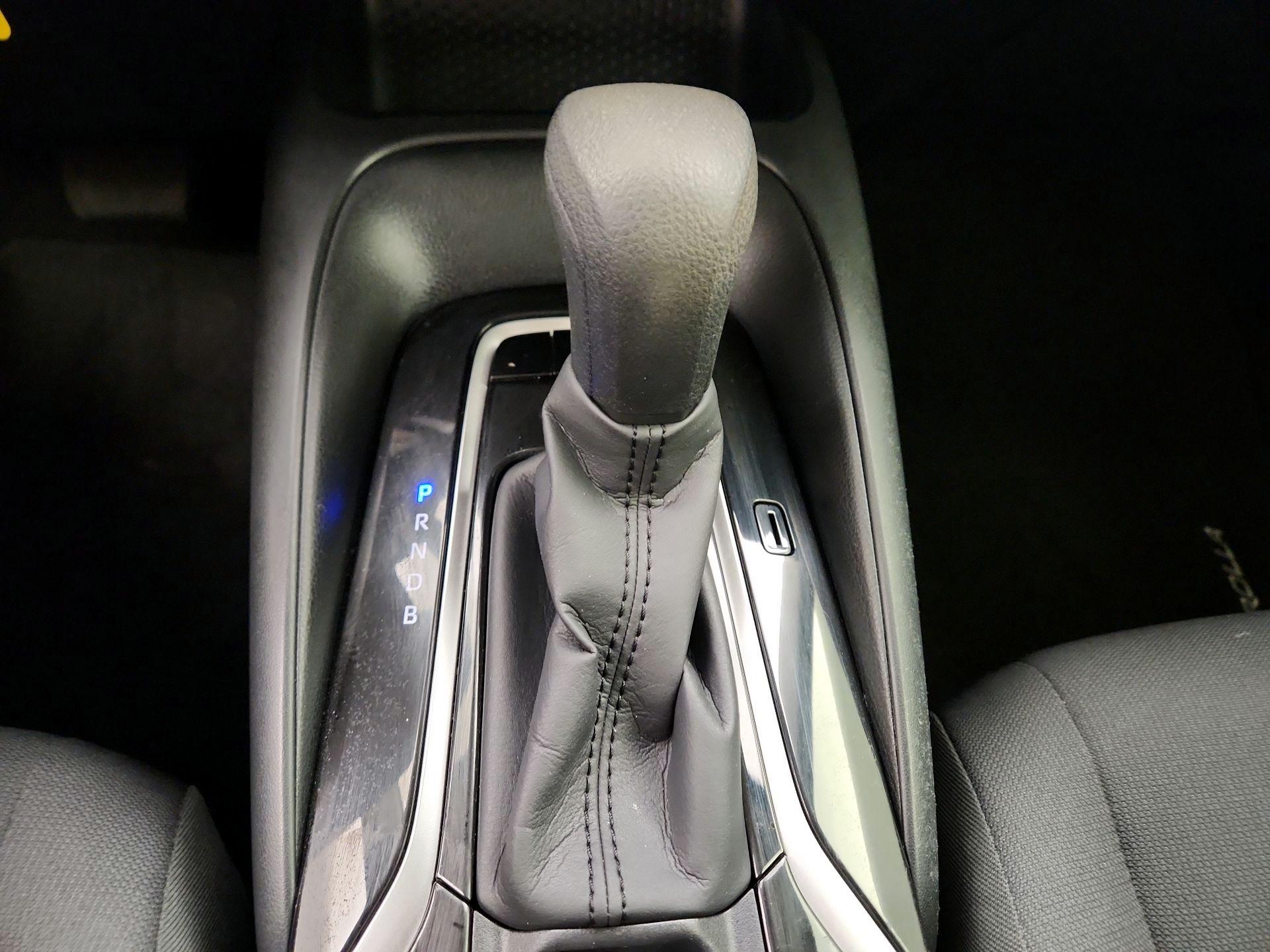 Thumbnail: 2021 Toyota Corolla - 18